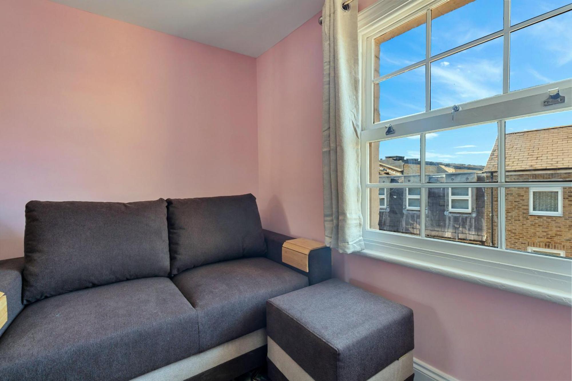 Finest Retreats - The Nest Apartment London
