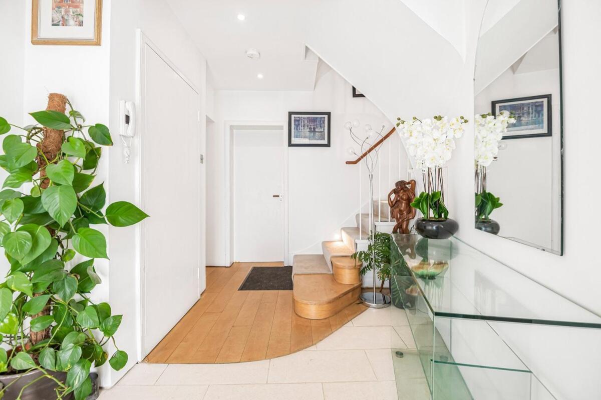 Regents Apartment London