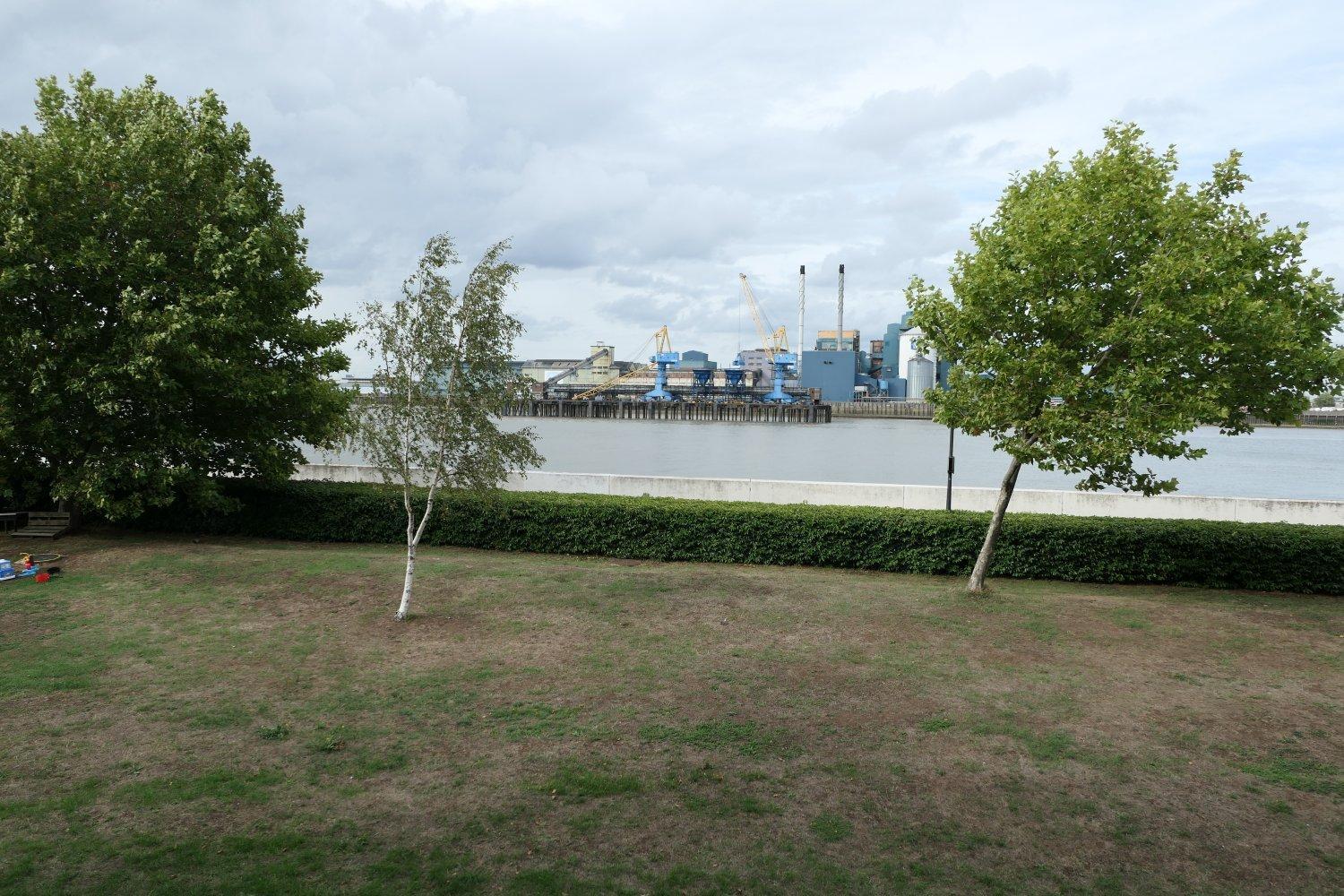 Modern Riverside 2bedroom Sleeps 4 Woolwich Greater London