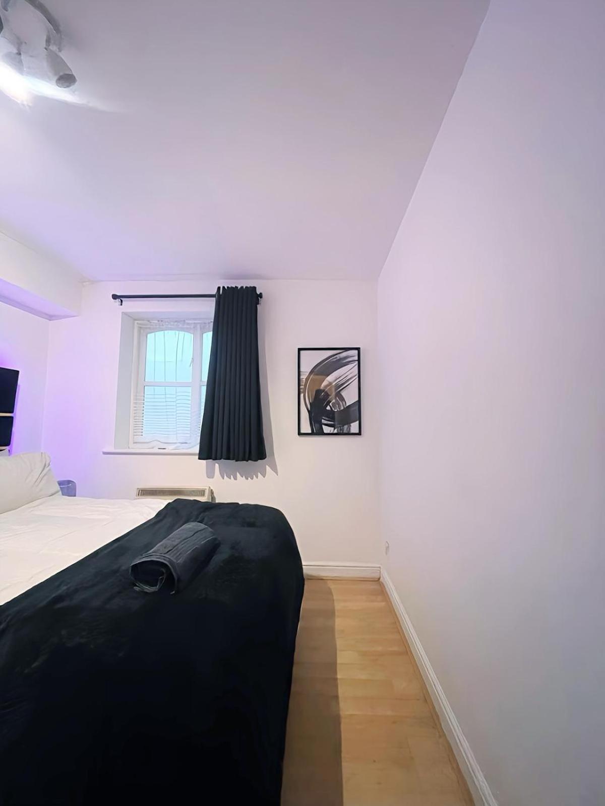 Modern Riverside 2bedroom Sleeps 4 Woolwich Greater London