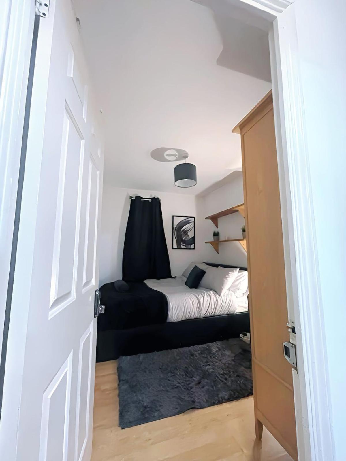 Modern Riverside 2bedroom Sleeps 4 Woolwich Greater *