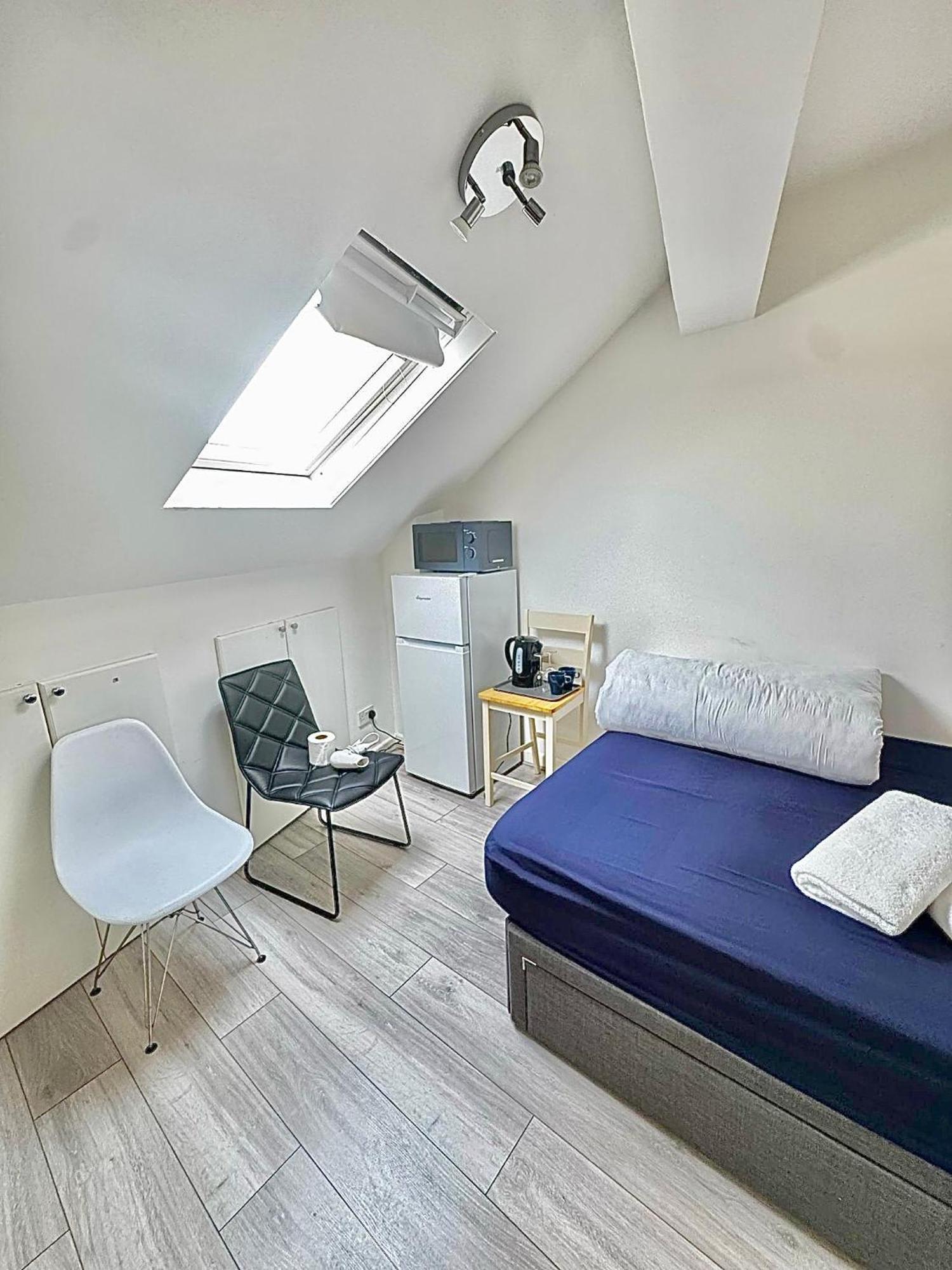 Willesden Guest house London