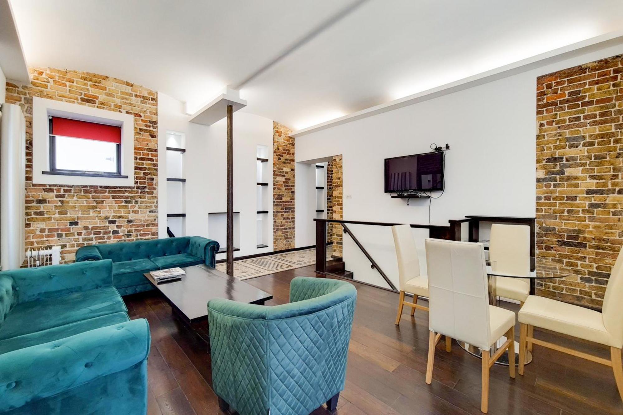 The Chesham Residences Apartment