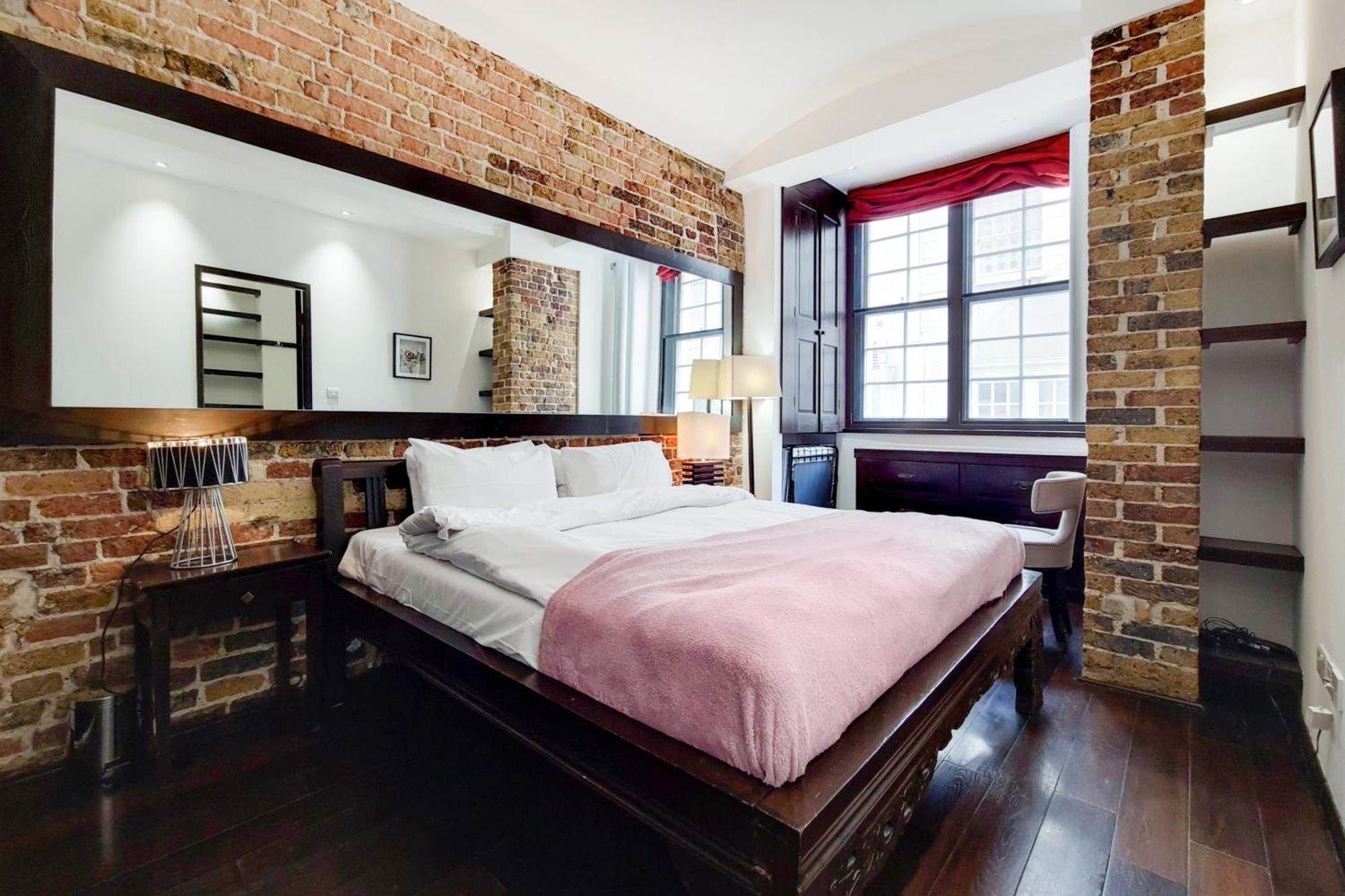 The Chesham Residences Apartment *