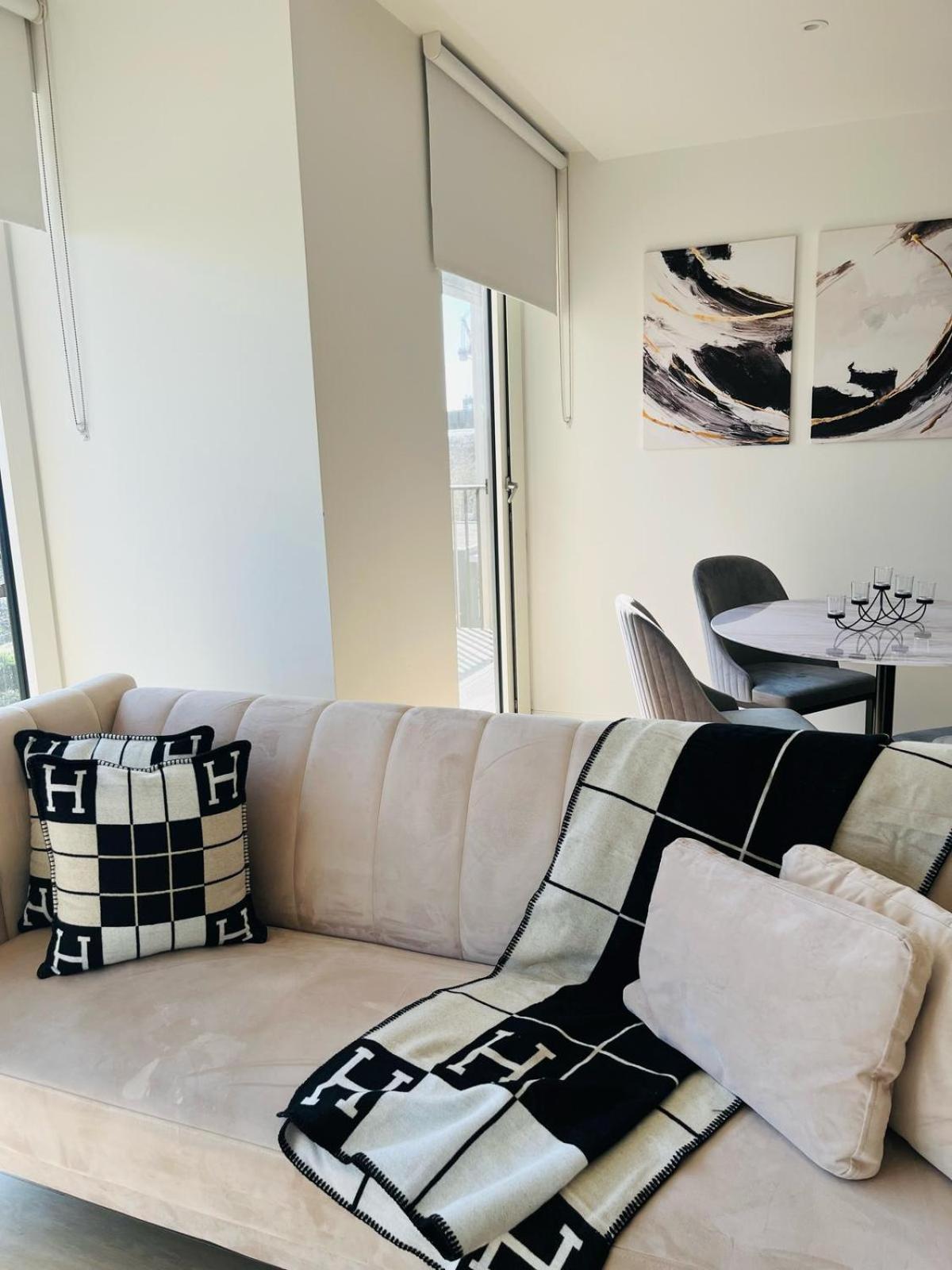 Executive -steps To Tube -quick Access To Apartment *