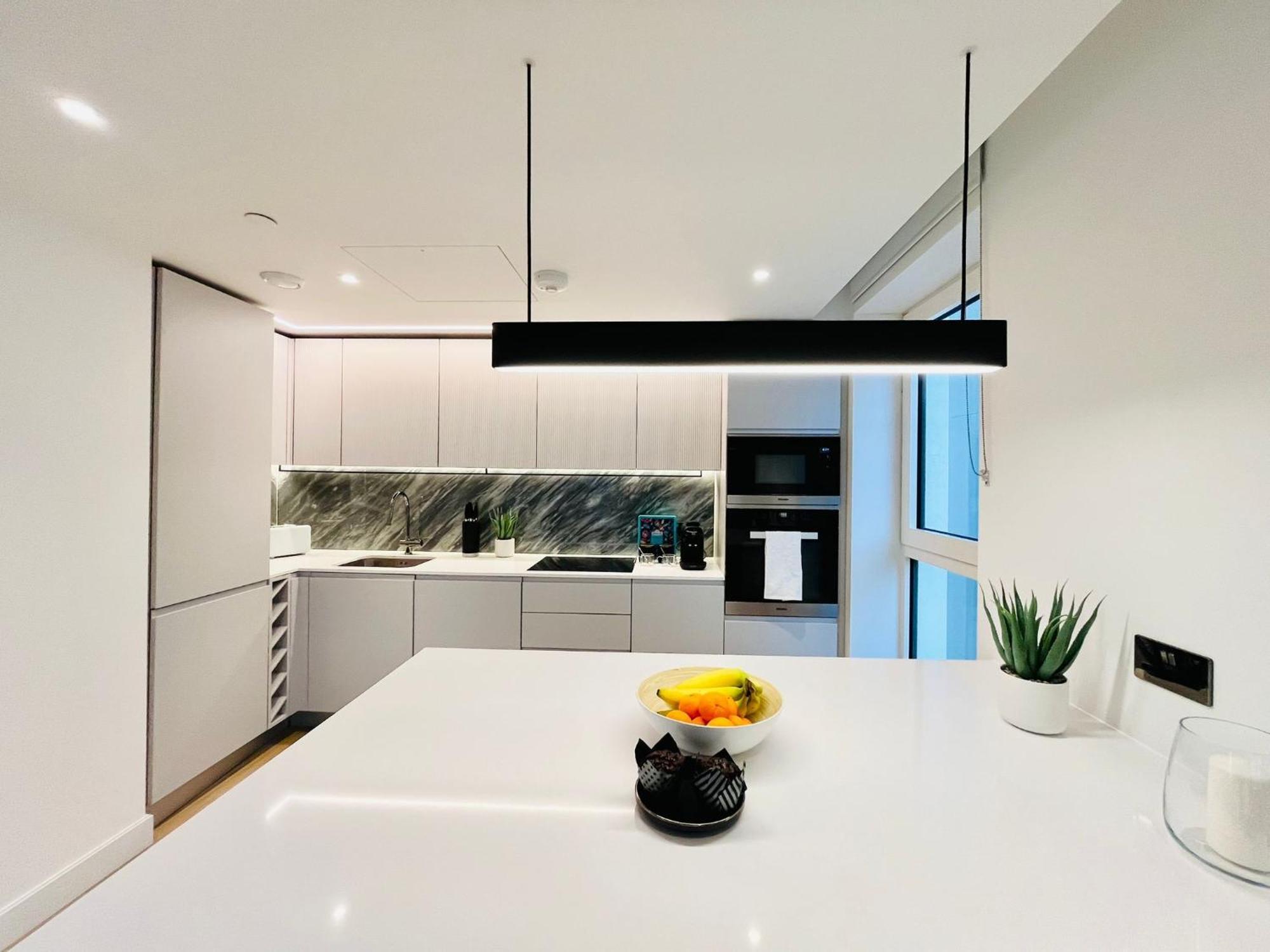 Executive -steps To Tube -quick Access To Apartment