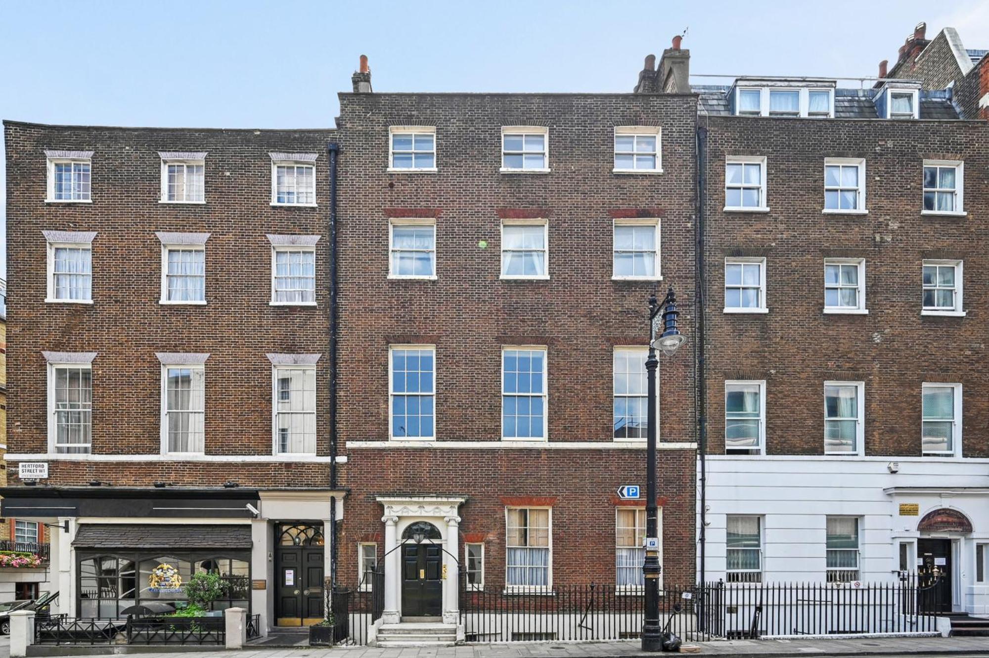 Cosy Flat In Mayfair Apartment
