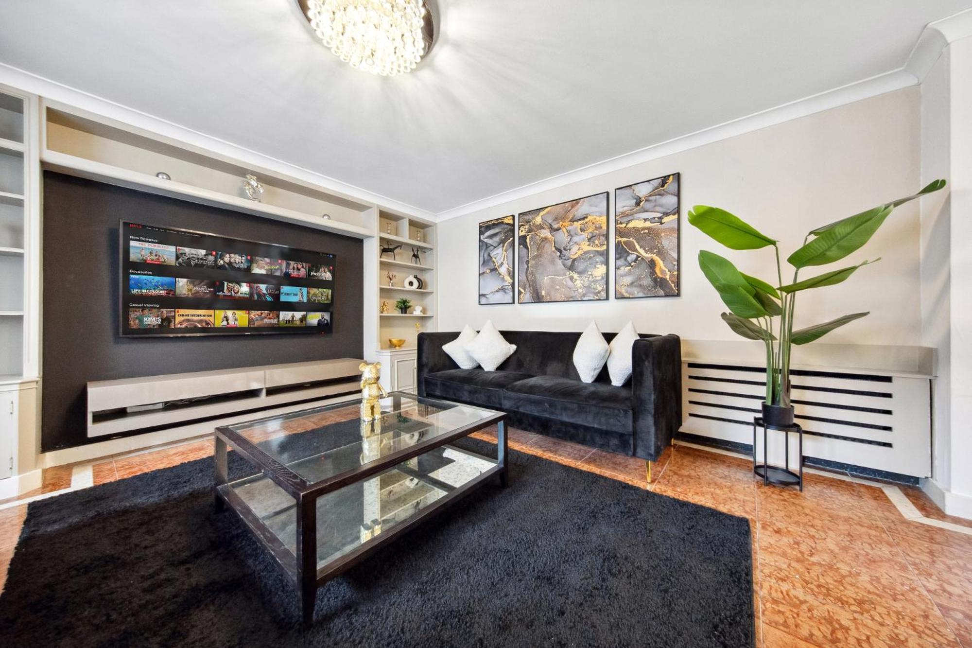 Ultra Luxury 4 Bedroom 3 Bathroom Knightsbridge Next To Harrods Apartment