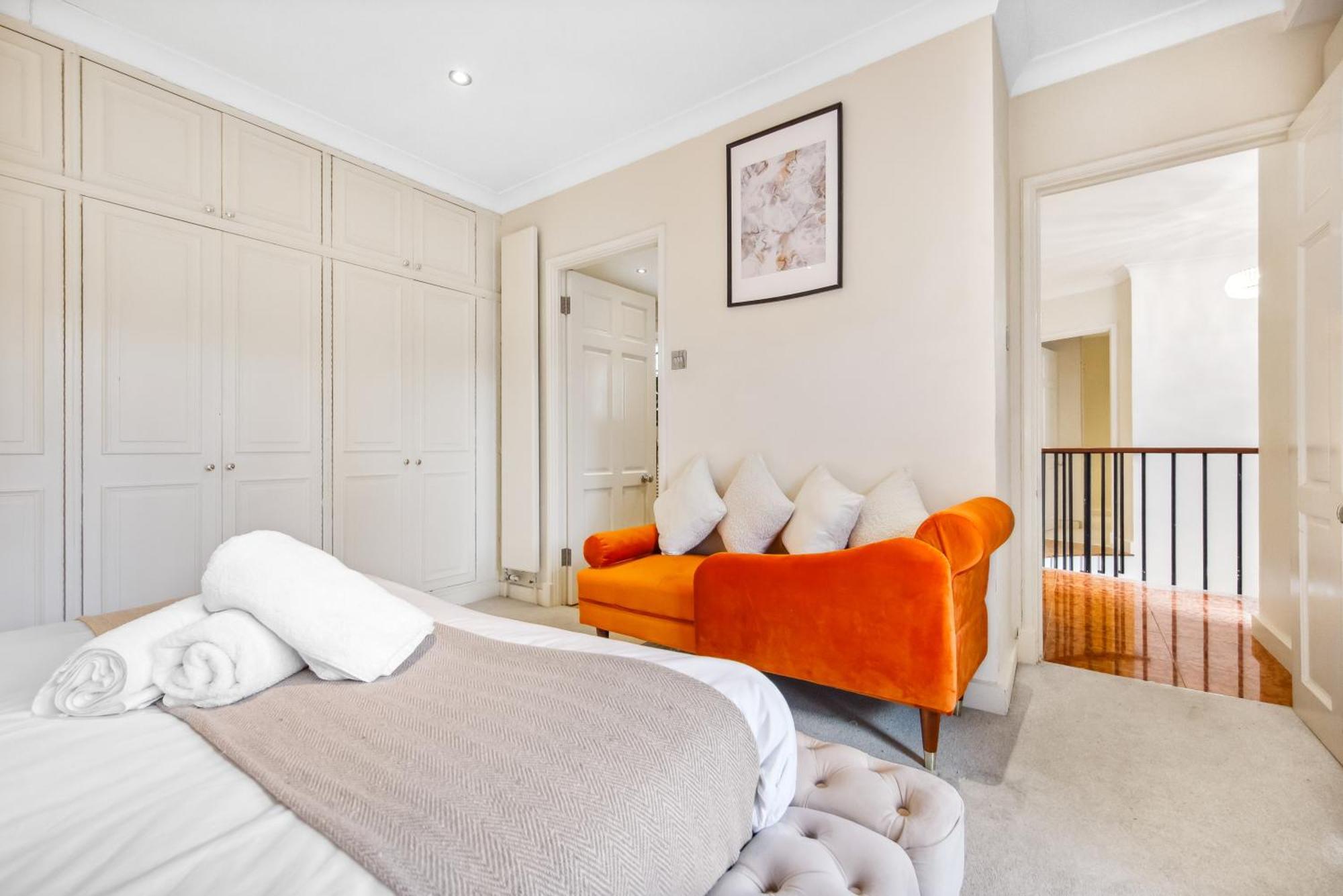 Apartment Ultra Luxury 4 Bedroom 3 Bathroom Knightsbridge Next To Harrods London