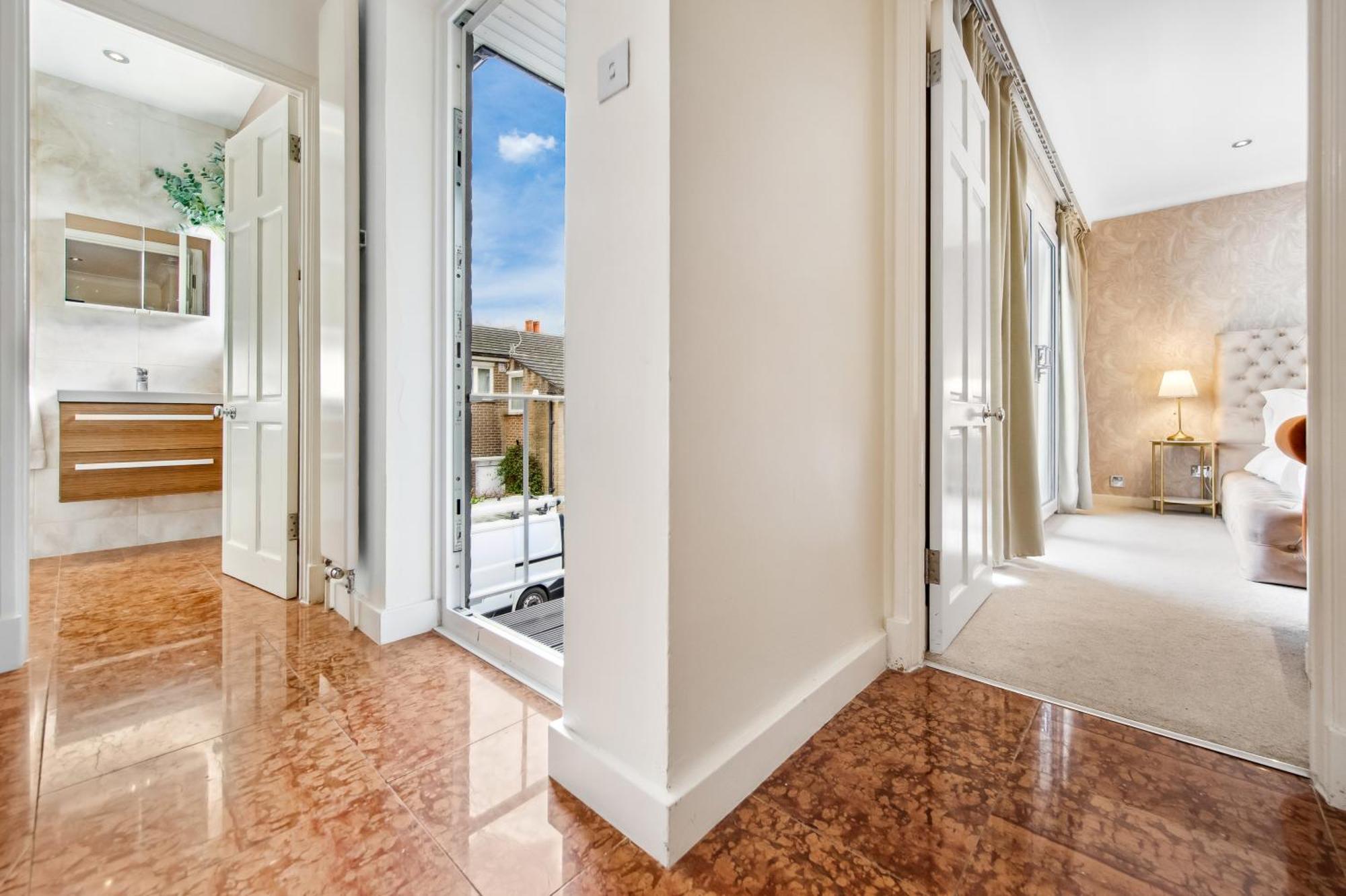 Apartment Ultra Luxury 4 Bedroom 3 Bathroom Knightsbridge Next To Harrods