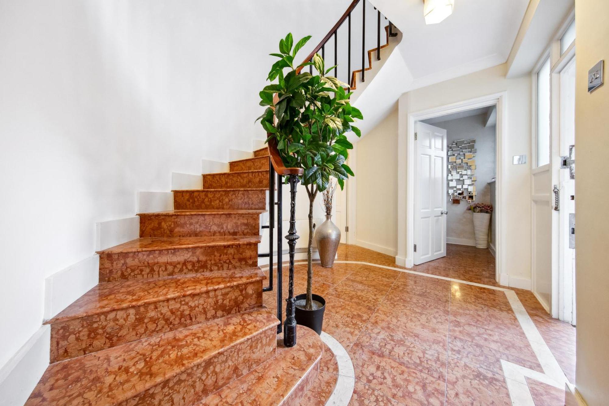 Apartment Ultra Luxury 4 Bedroom 3 Bathroom Knightsbridge Next To Harrods London