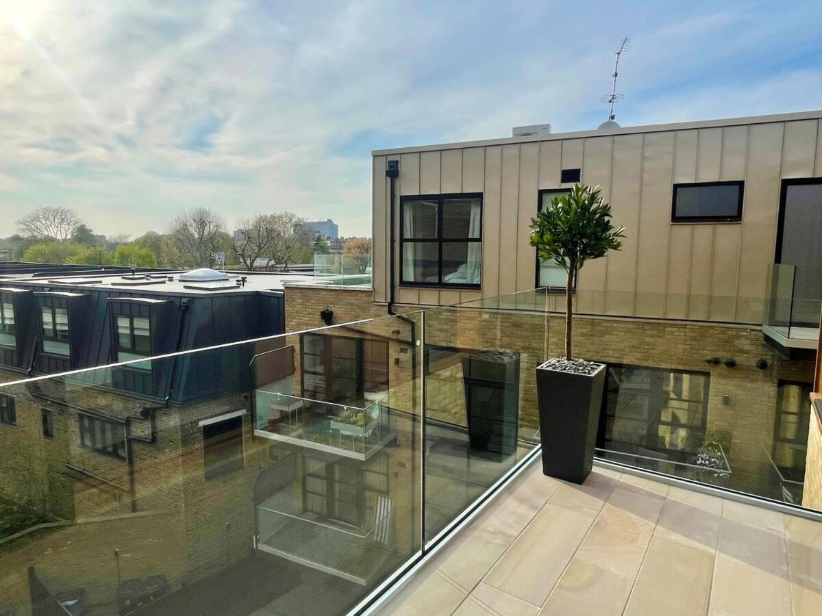 Apartment Penthouse Peaceful 2 Bed Fulham West Kensington London