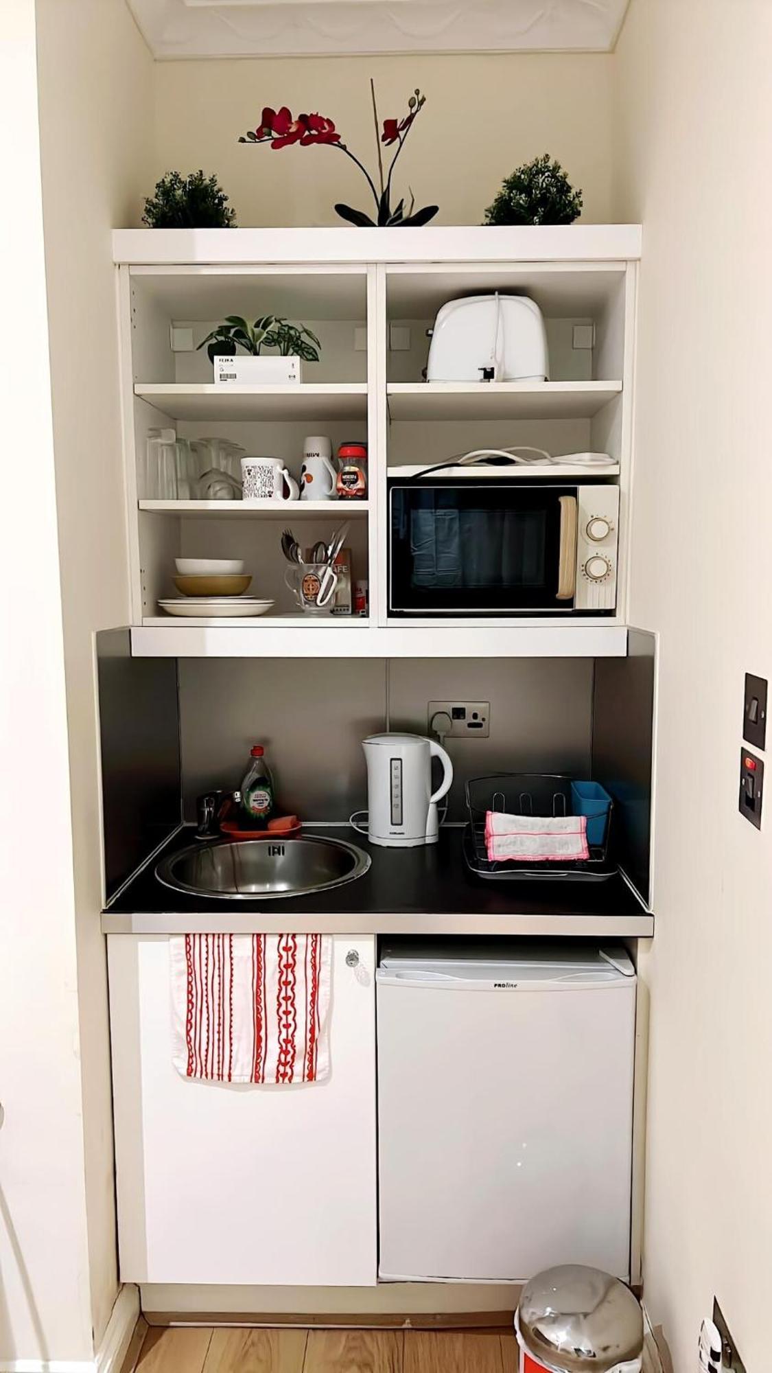 301 Self Contained In Heart Of * London