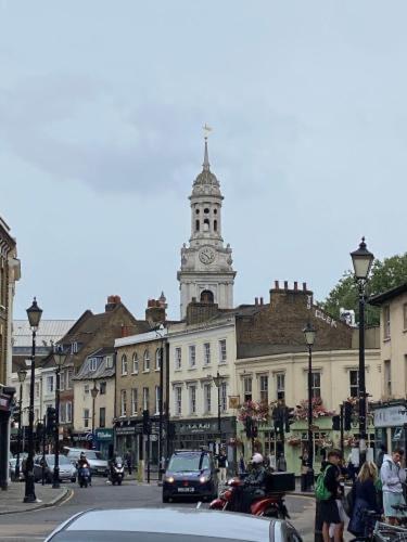 Maitland Luxury 2 Bedroom Greenwich With Good Living Space Sleeps 5 Guest- 1 Minute From Greenwich Dlr Station * London