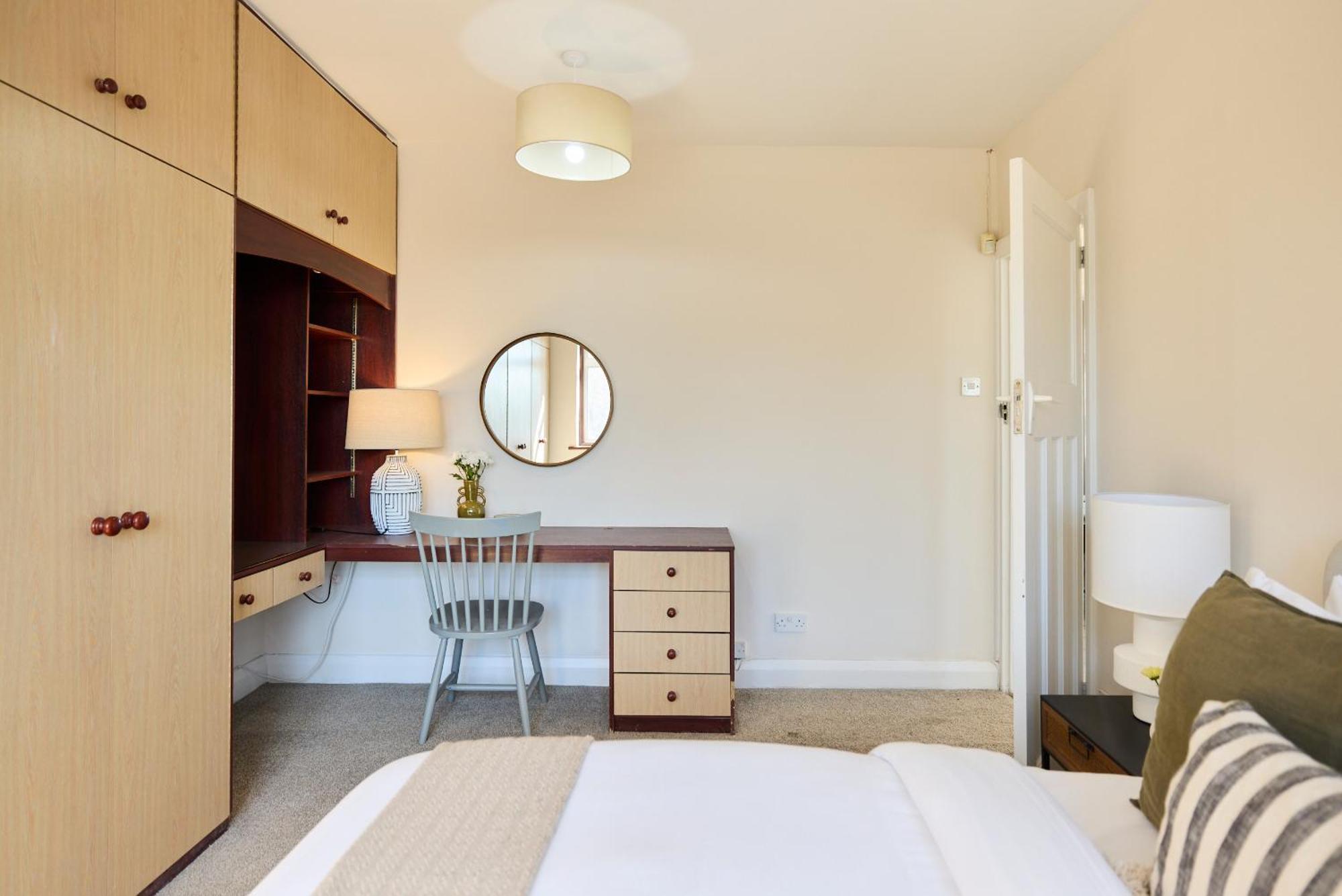 Apartment The Randall Retreat - Spacious 4bdr With Garden London