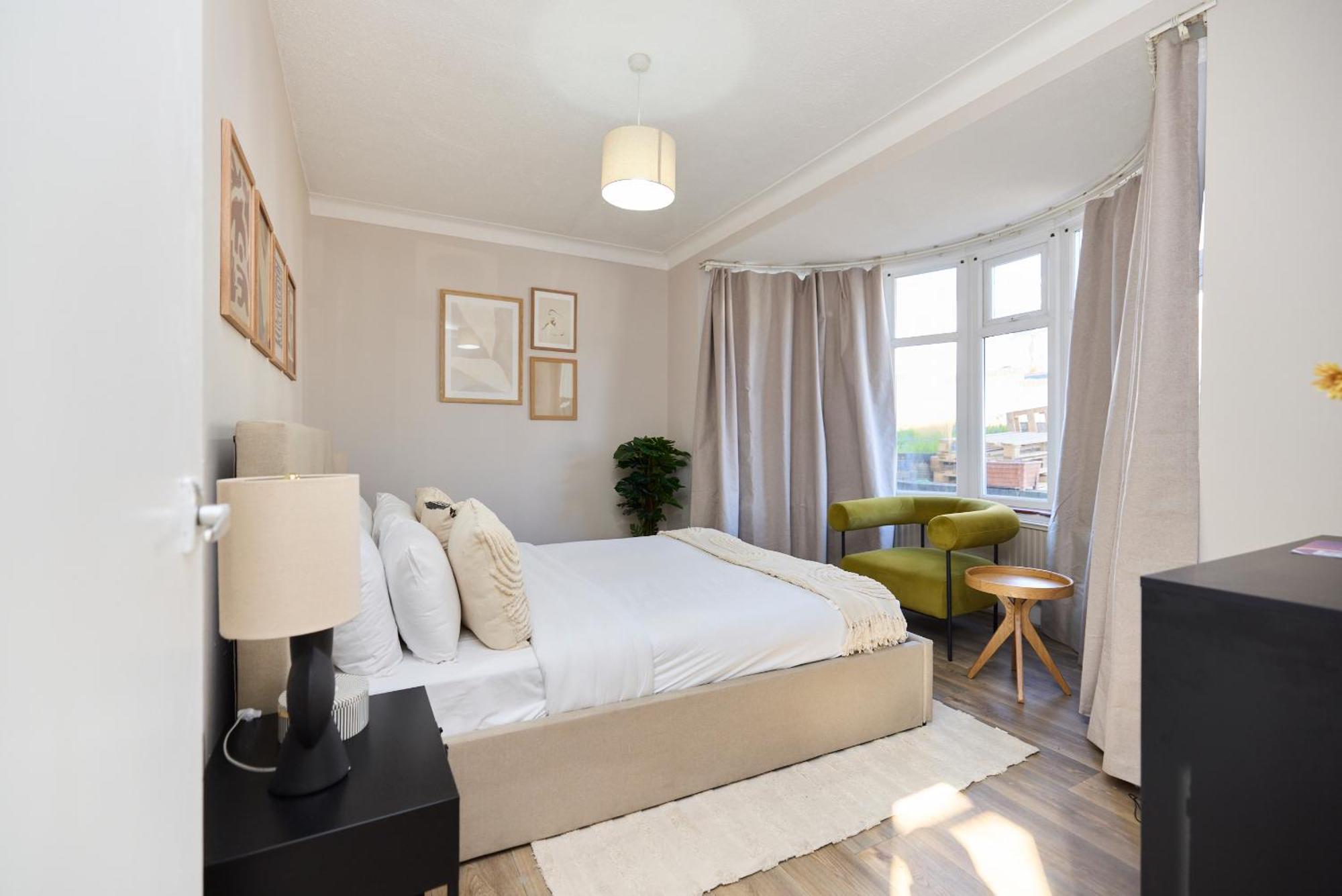 The Randall Retreat - Spacious 4bdr With Garden *