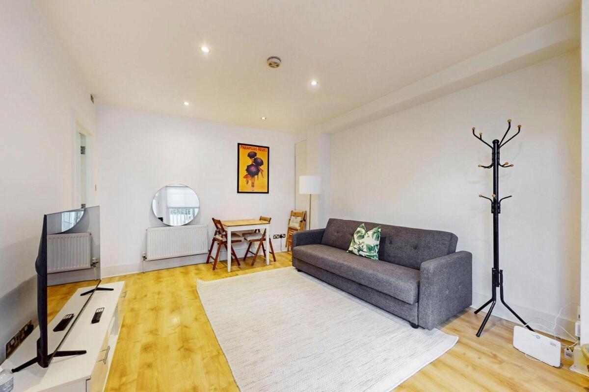 Apartamento Charming 1 Bedroom Near Shepherds Bush Station Londres