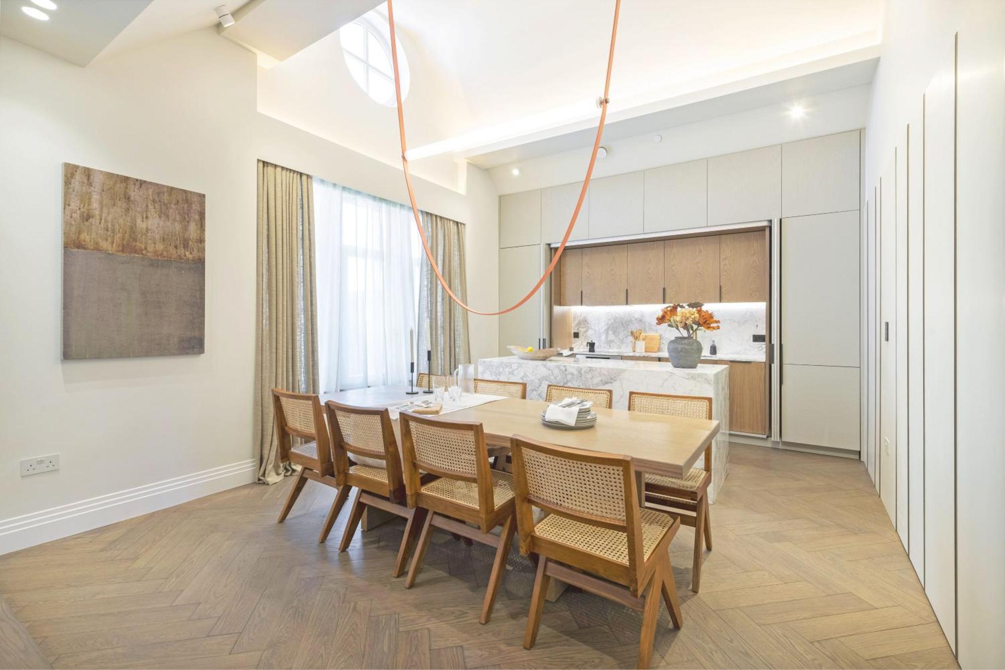 Covent Garden Penthouse - 2-bed By The Royal Opera House * London