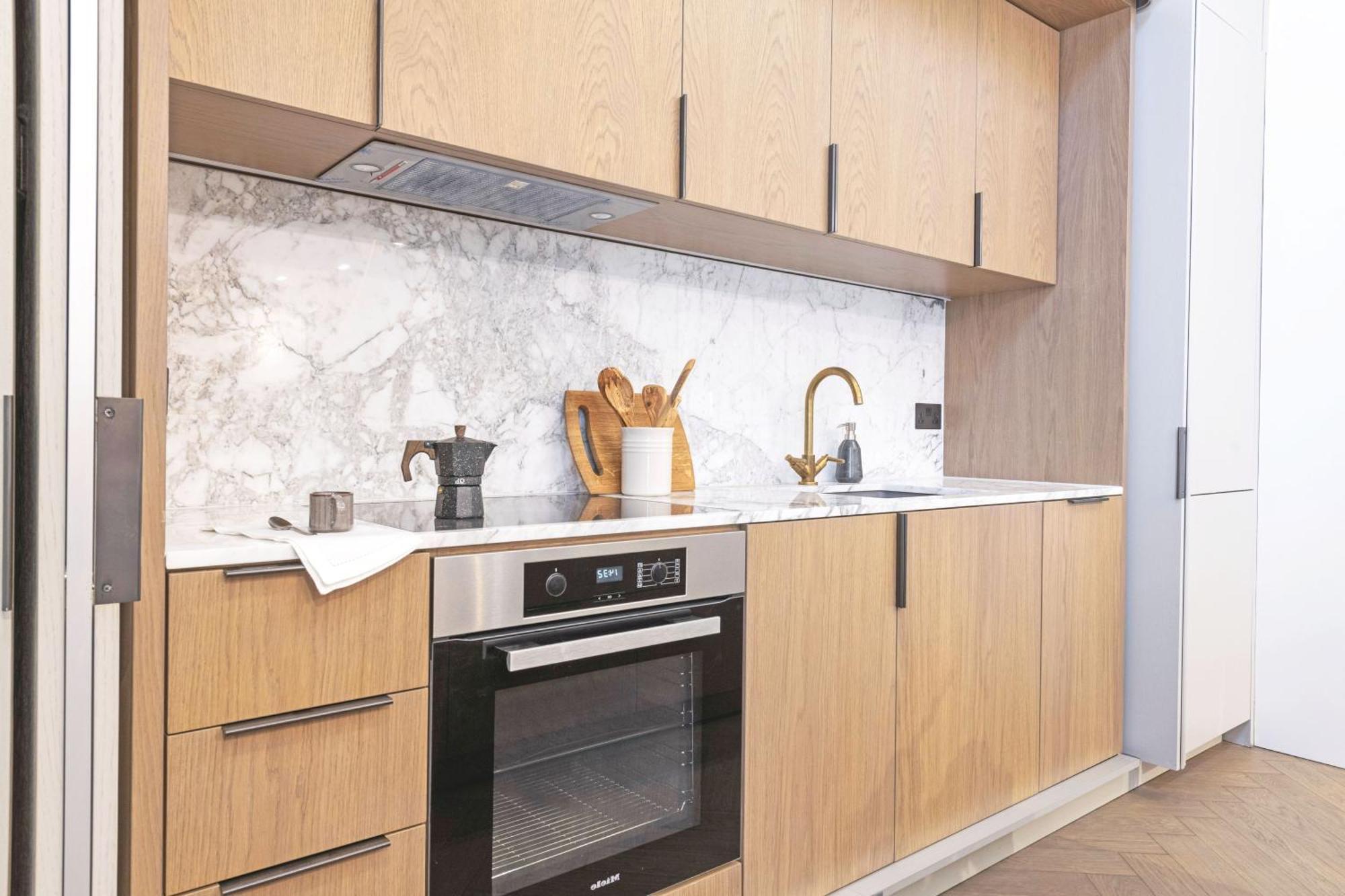 Covent Garden Penthouse - 2-bed By The Royal Opera House * London