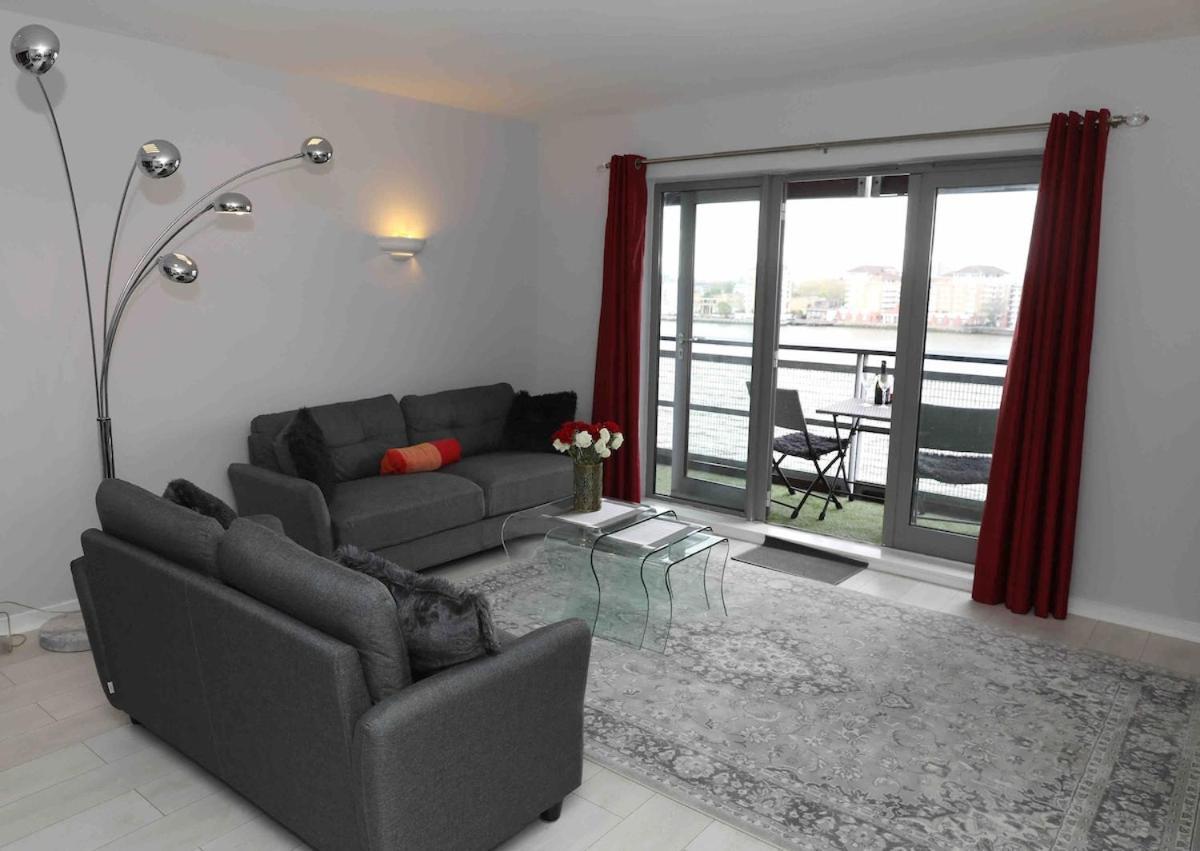 In The River Times View Apartment *