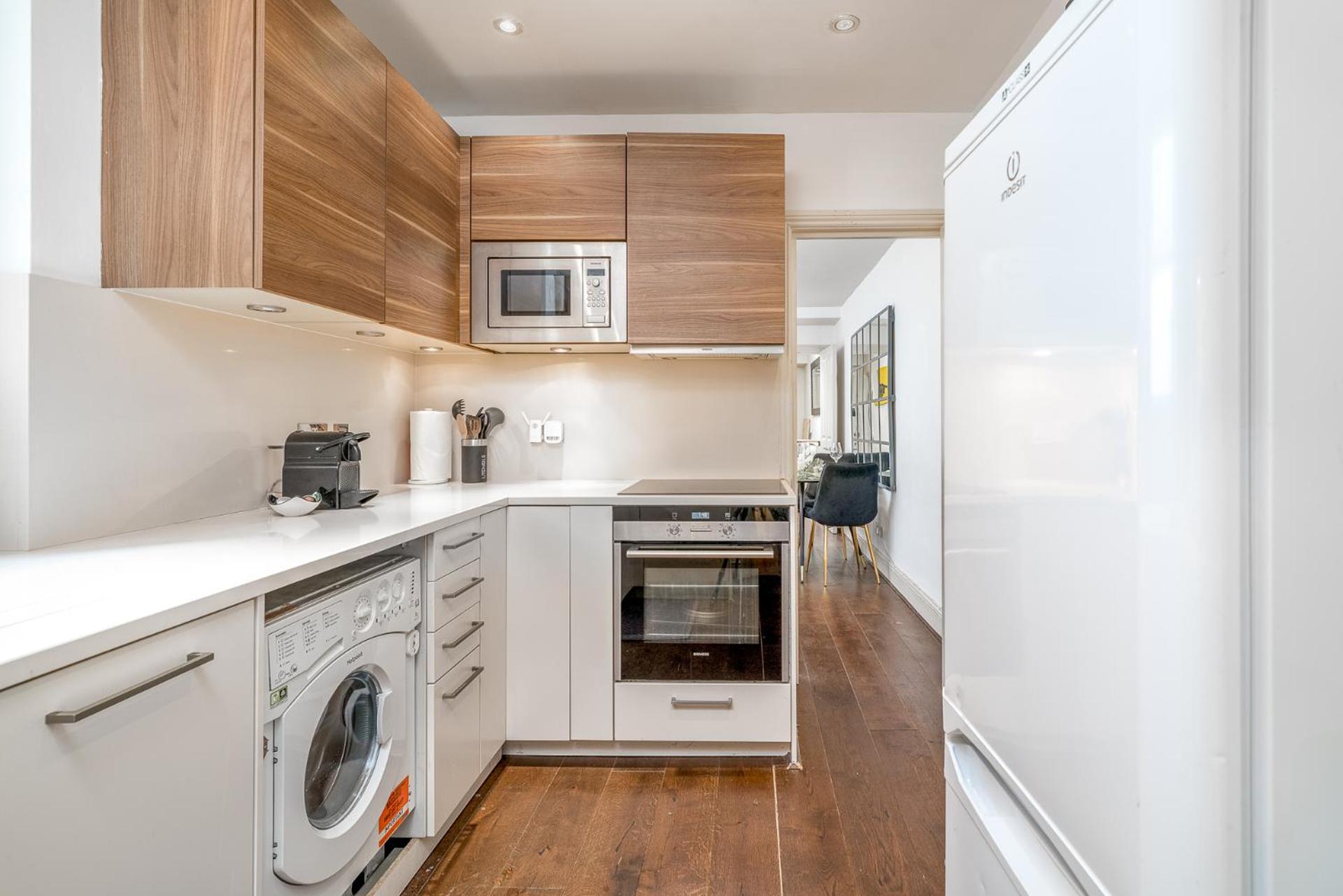 Niru Experience Hidden Gem In Chelsea 2bd 2ba London