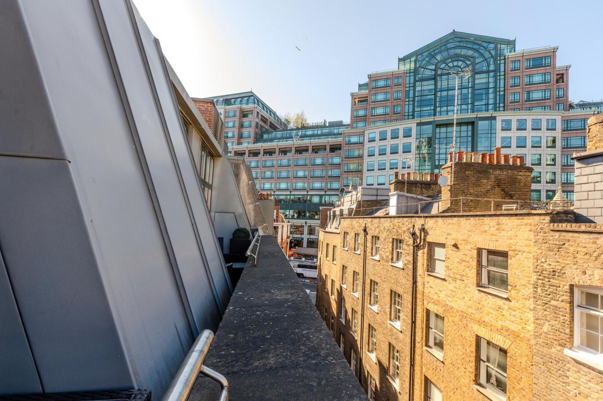 Apartahotel Servised On Artillery Lane