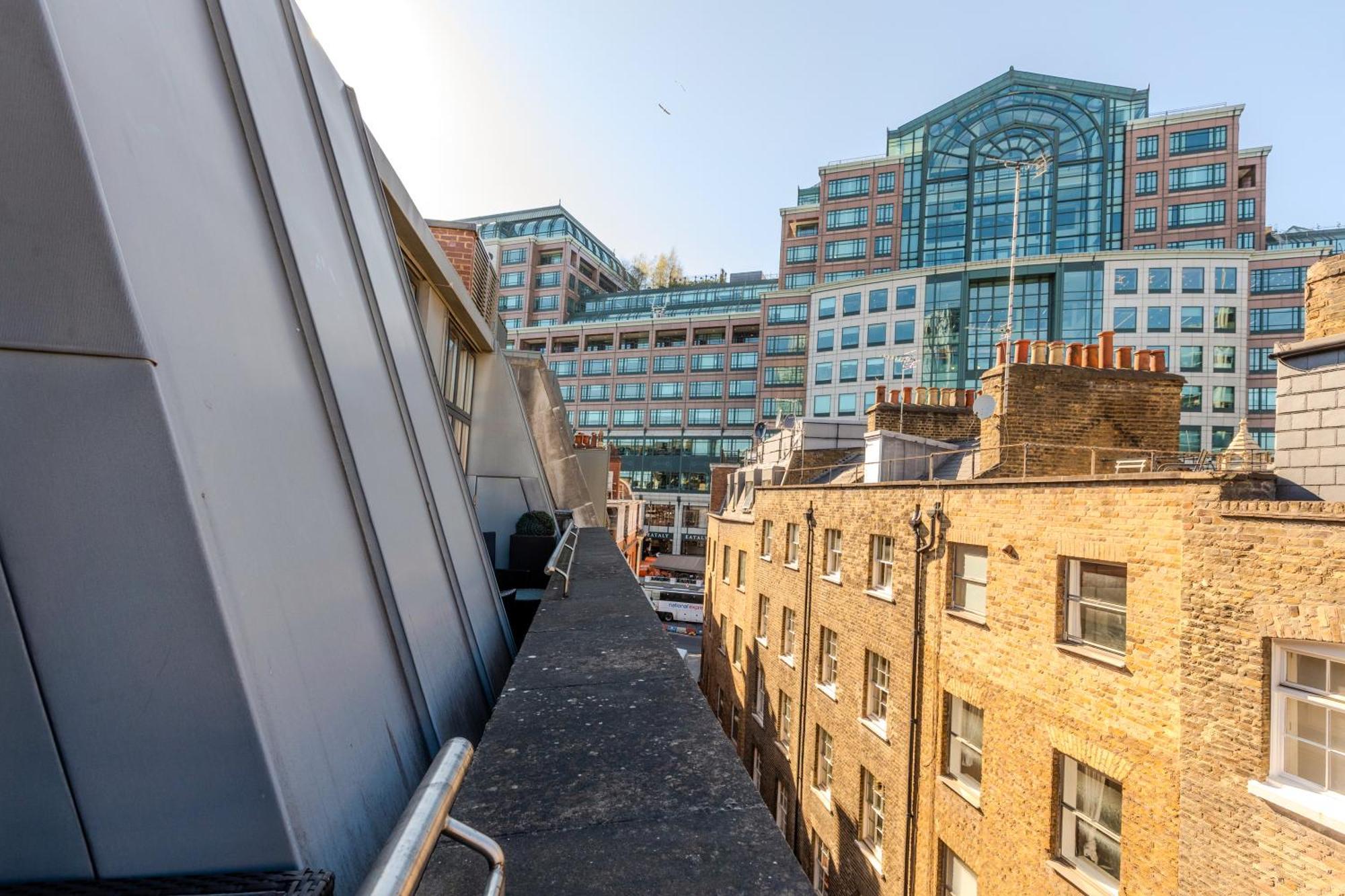 Apartahotel Servised On Artillery Lane