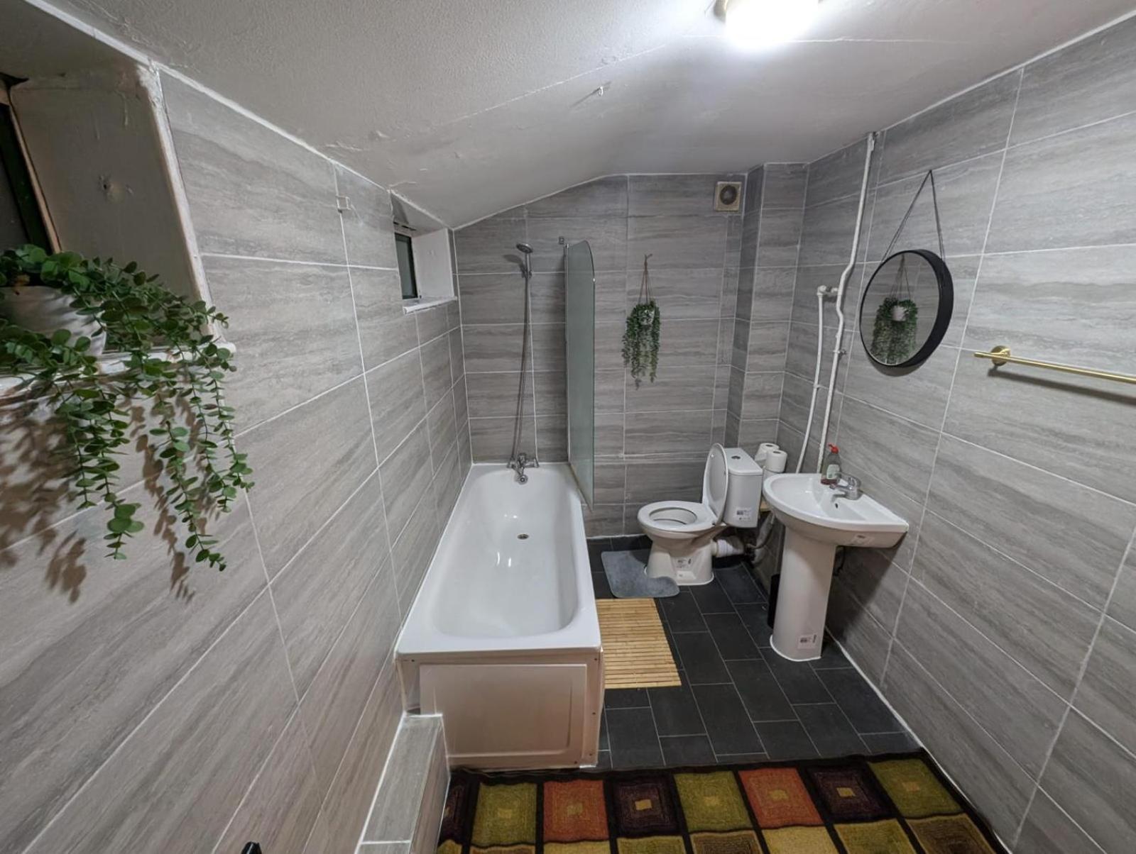 Guest house E2 *