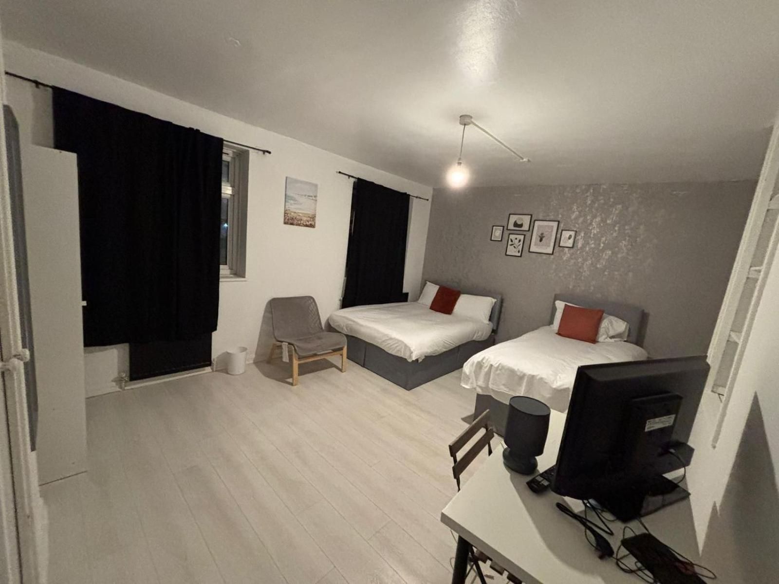 Guest house E2 London
