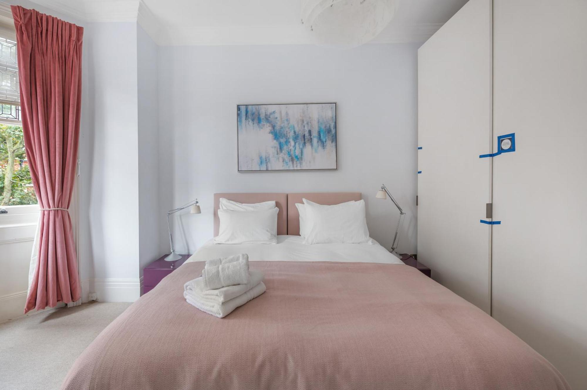 Casa Italia Near Sloane Square, Harrods And Kings Road - Washing Machine & Wifi Apartment