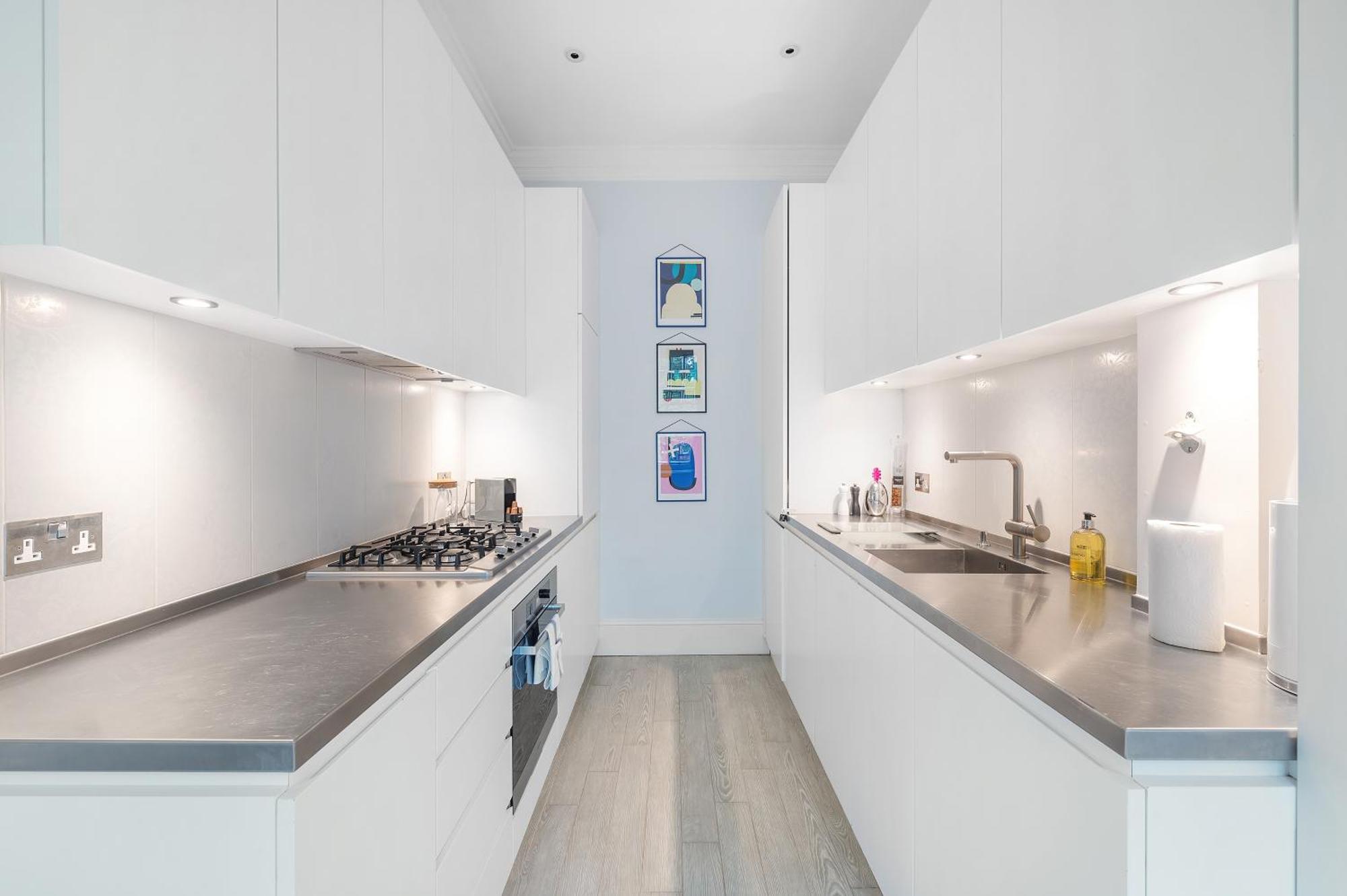 Casa Italia Near Sloane Square, Harrods And Kings Road - Washing Machine & Wifi Apartment