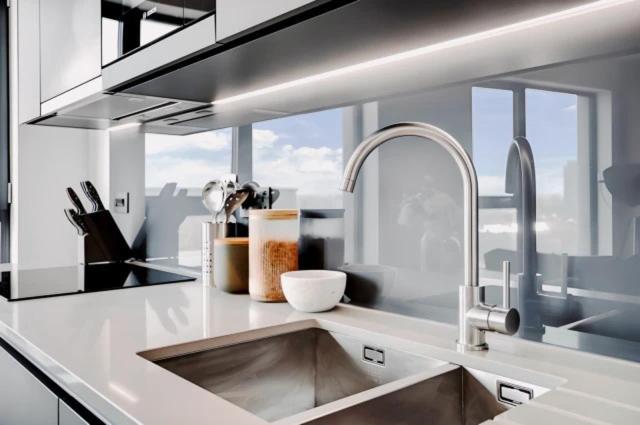 Sky Near O2, Olympic Stadium Canary Wharf Apartment *