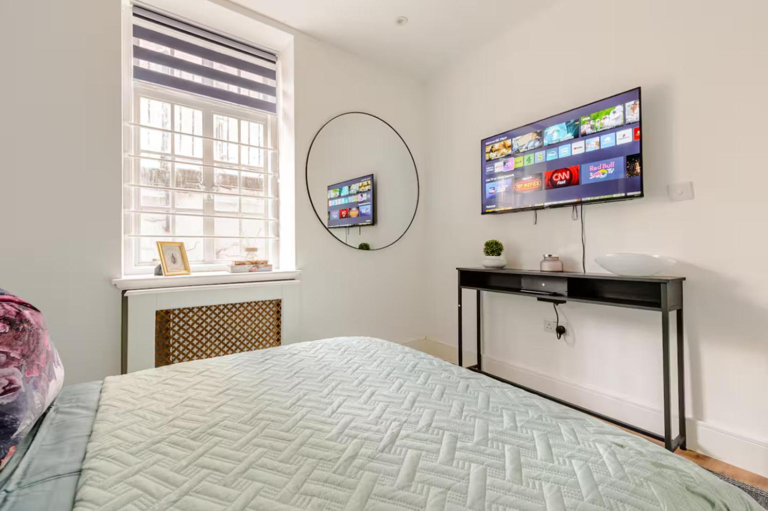 Private 2 Beds By Mayfair Apartment