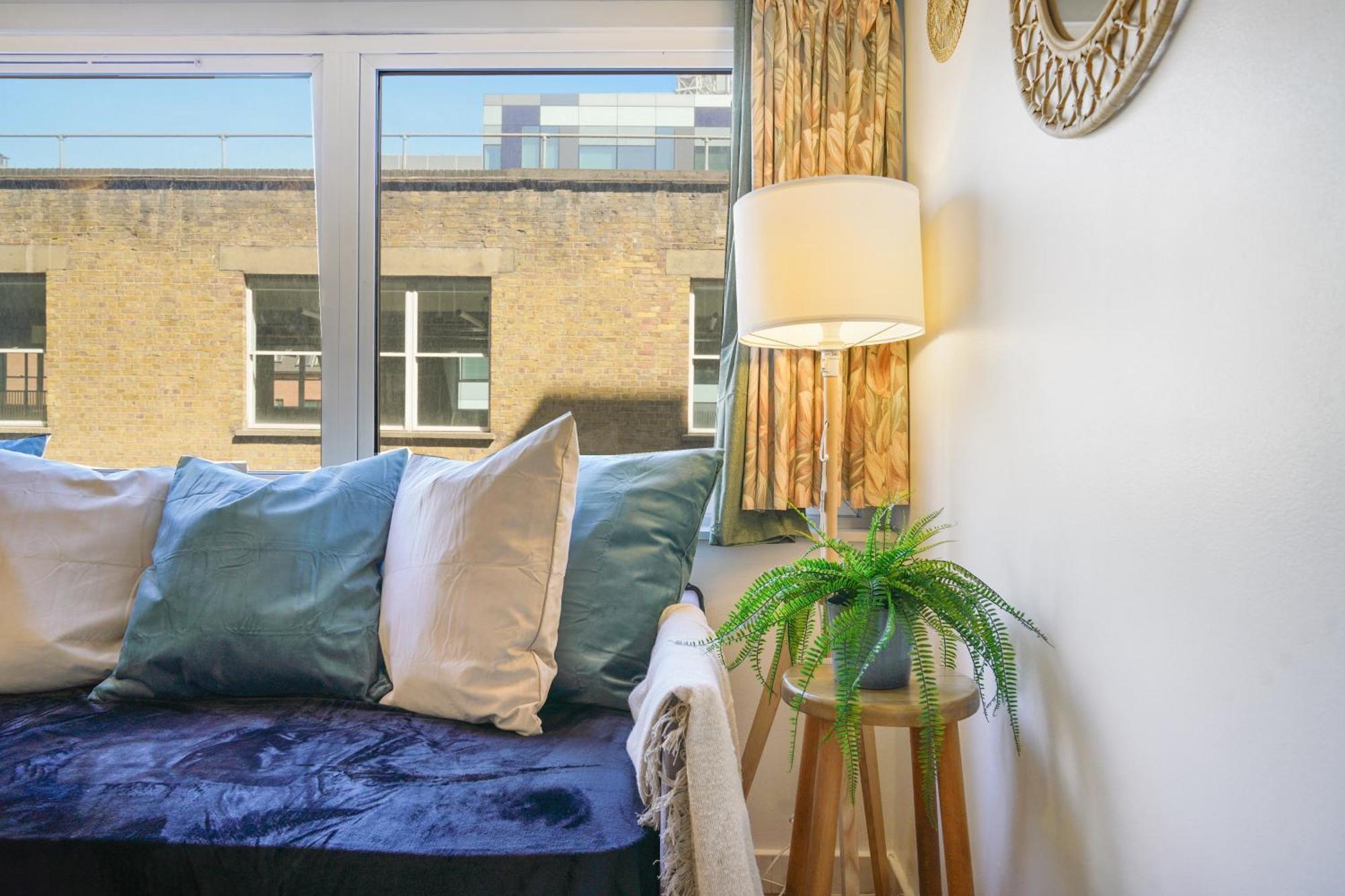 Fitzrovia - Walk To Soho & West End Apartment *