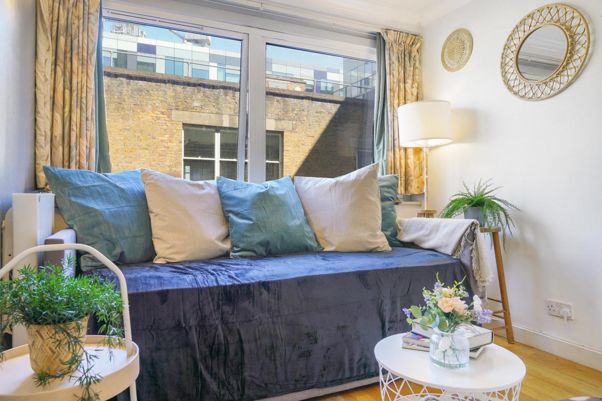 Fitzrovia - Walk To Soho & West End * London