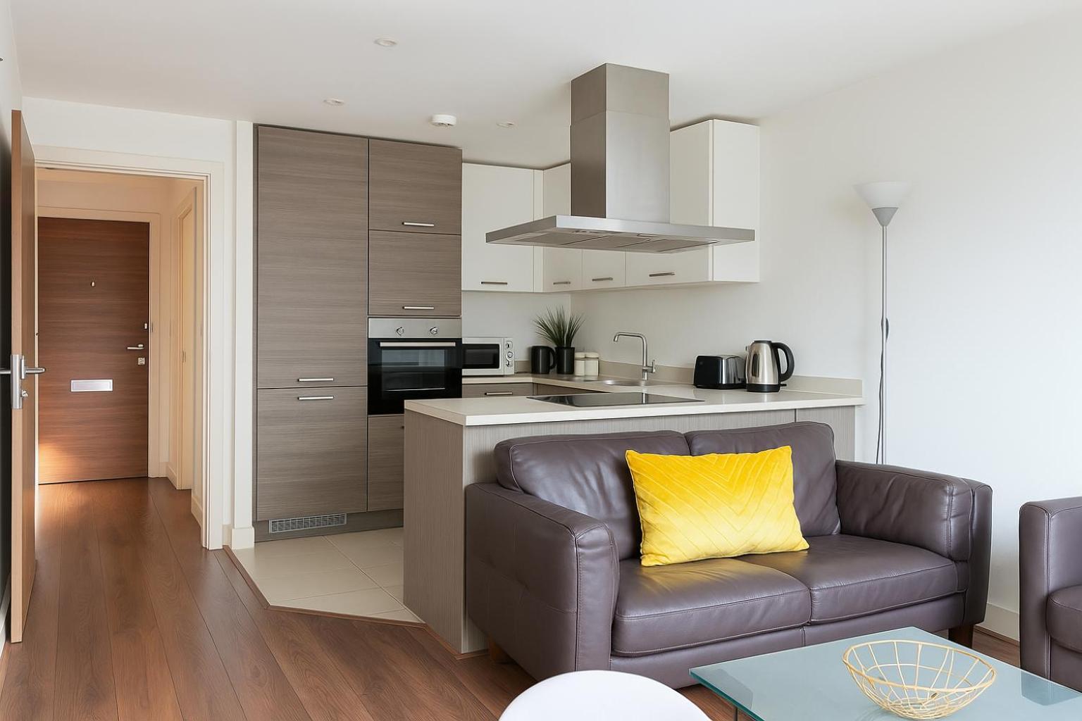 Spacious 2br Acton - Modern Comfort Apartment London