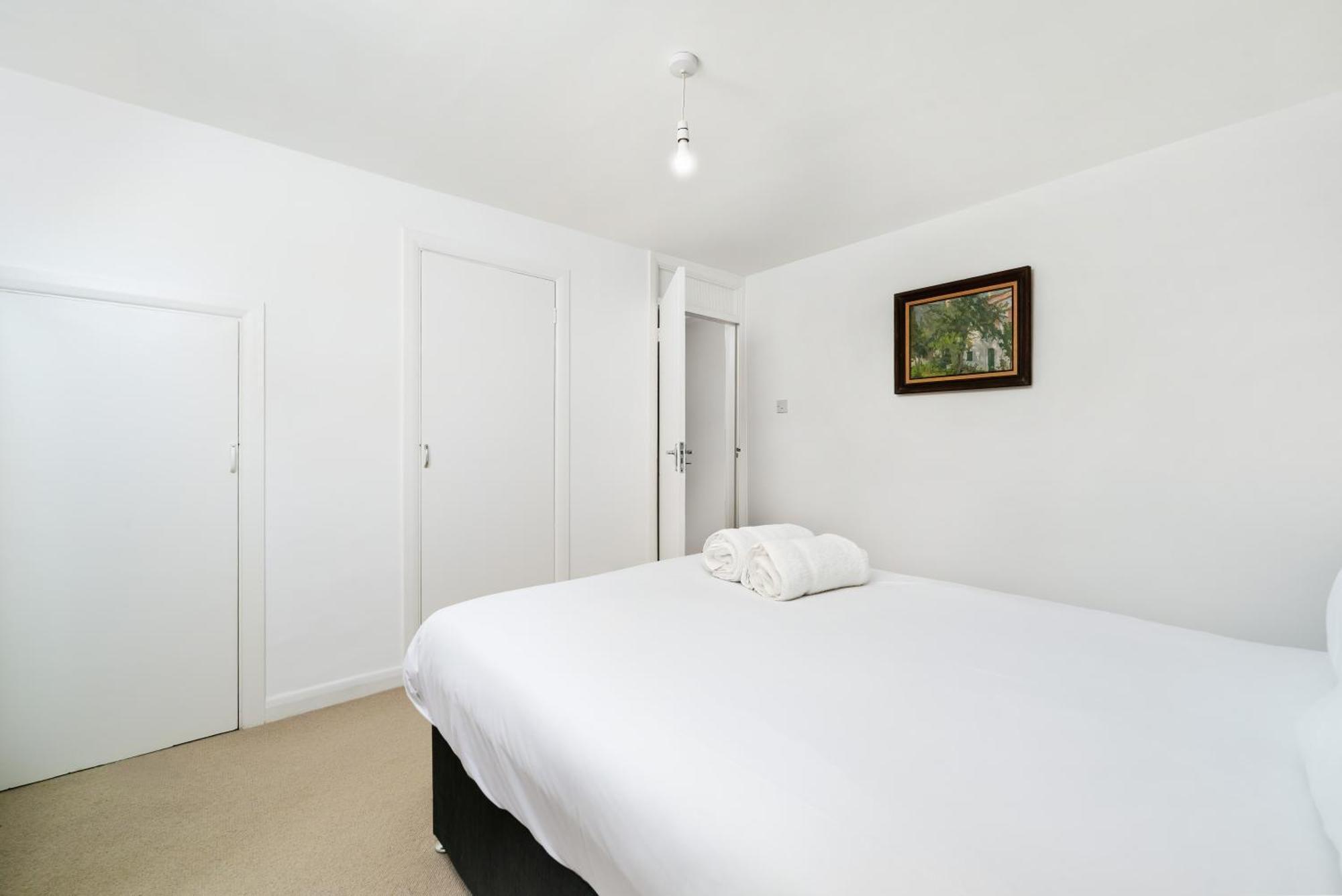Paddington, Modern 2 Bedroom * Londen