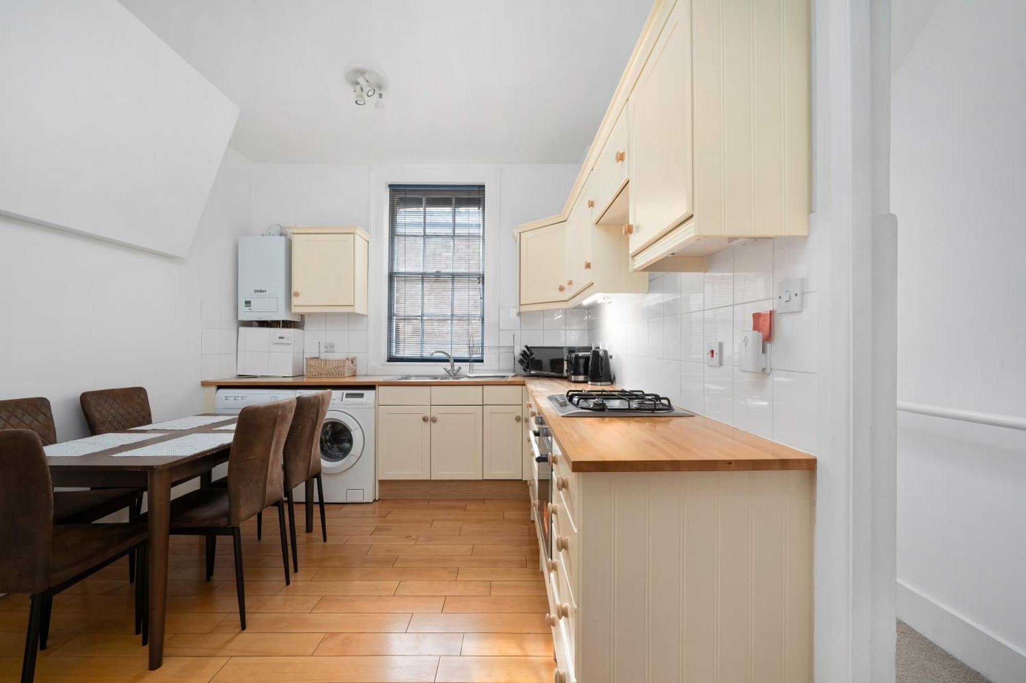 Paddington, Modern 2 Bedroom Londen