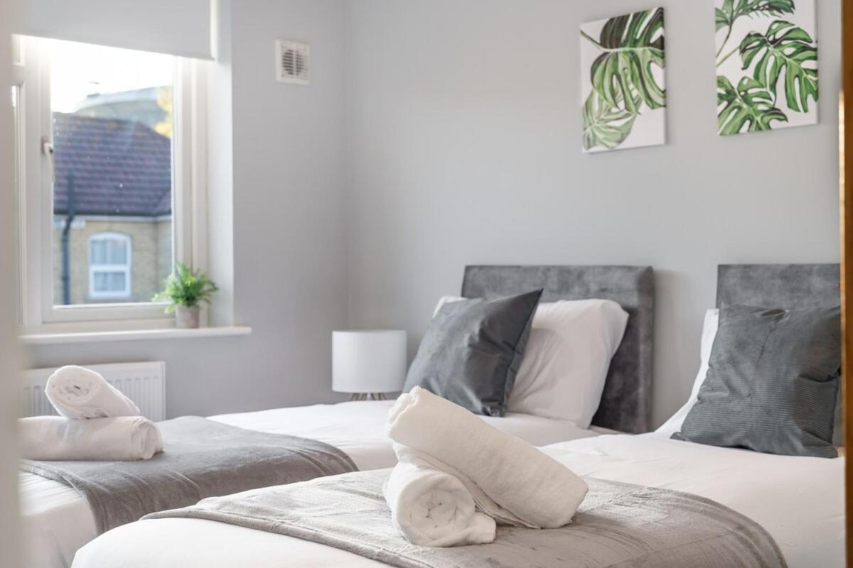 Luxury Tottenham Stadium Retreat - 2 Minute Walk To Stadium * London