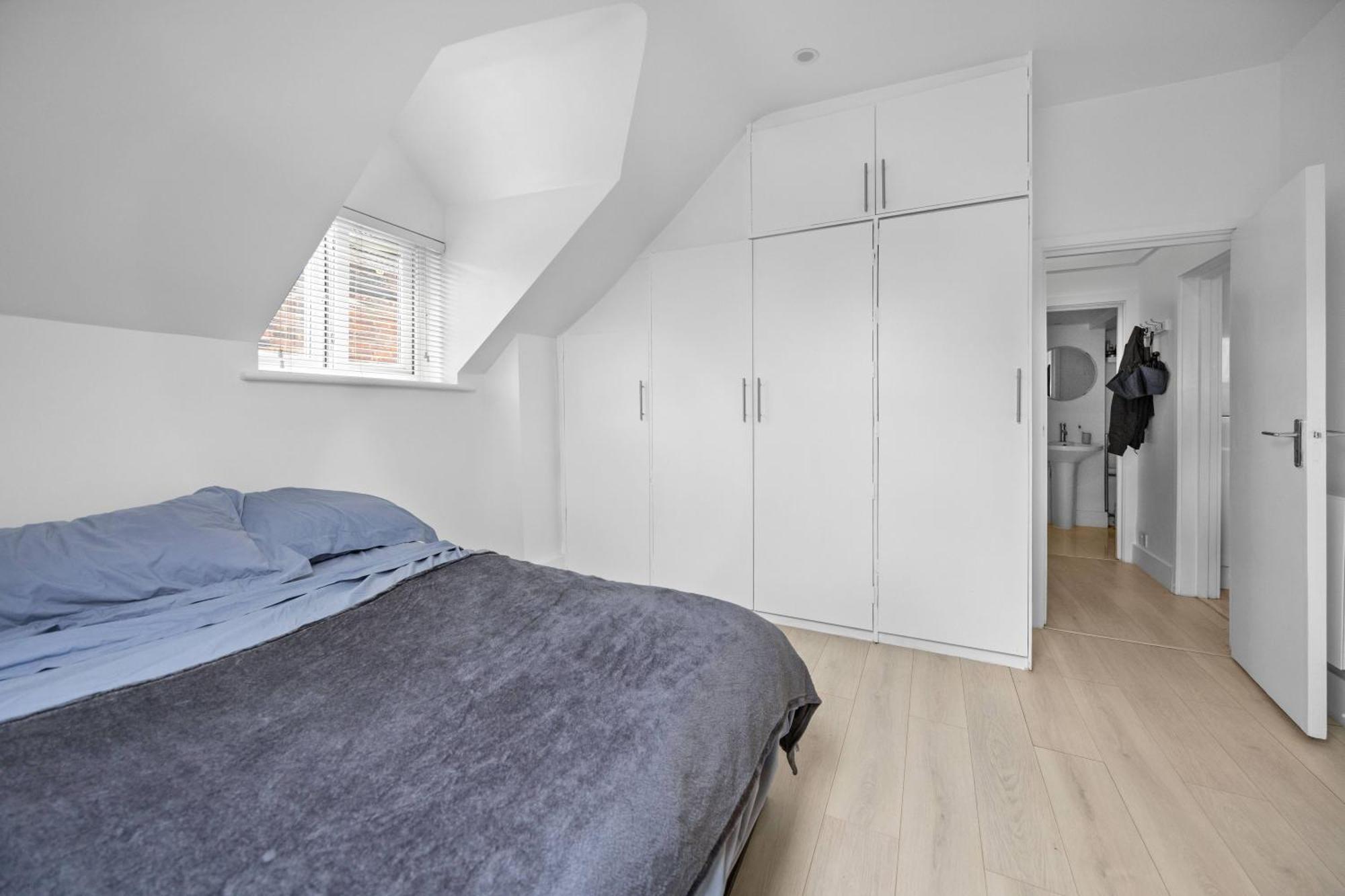 Belsize Park Apartment