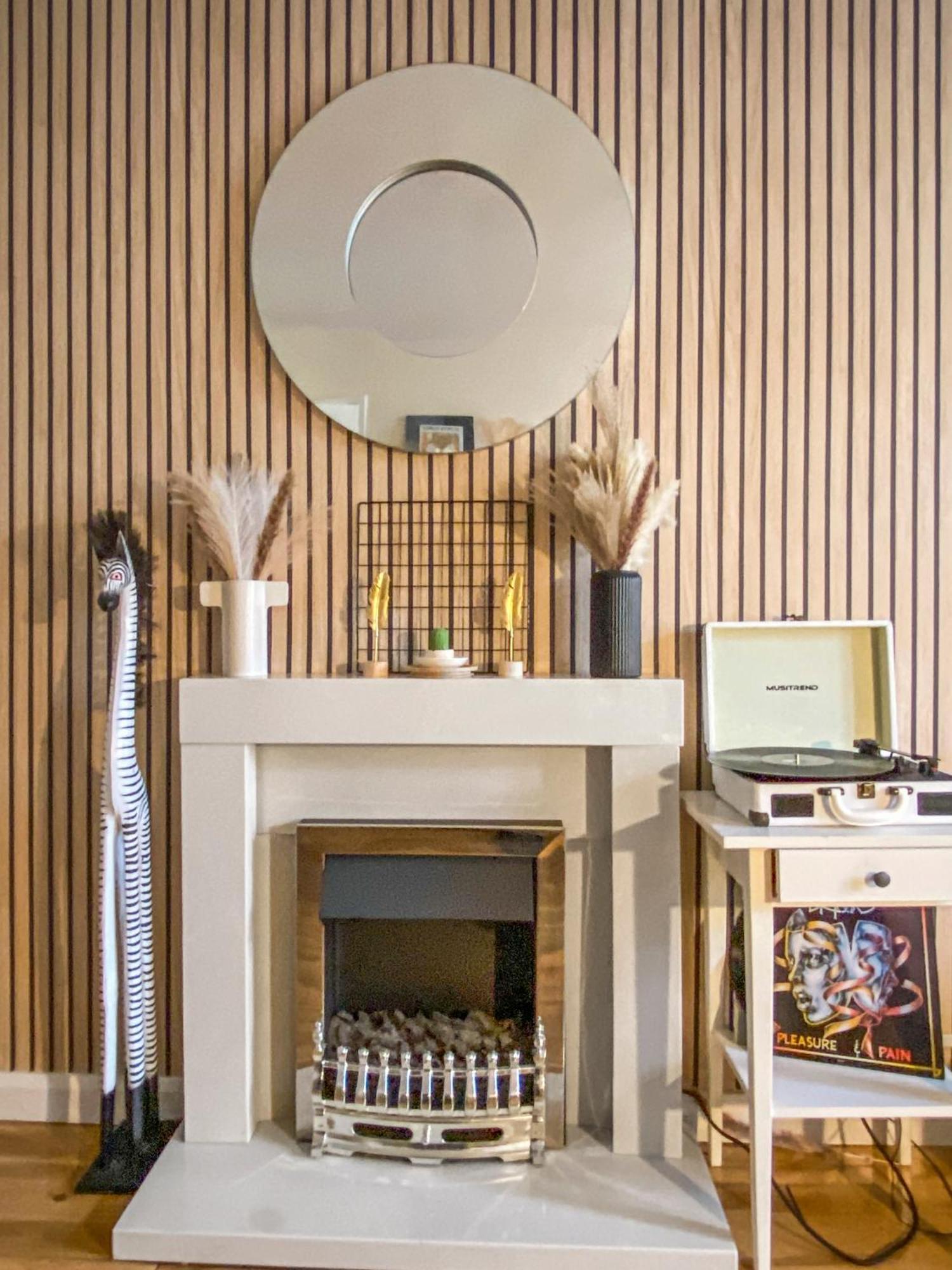 Relaxhaus! 3br Garden Retreat With 2 Saunas, Hot Tub And Cinema