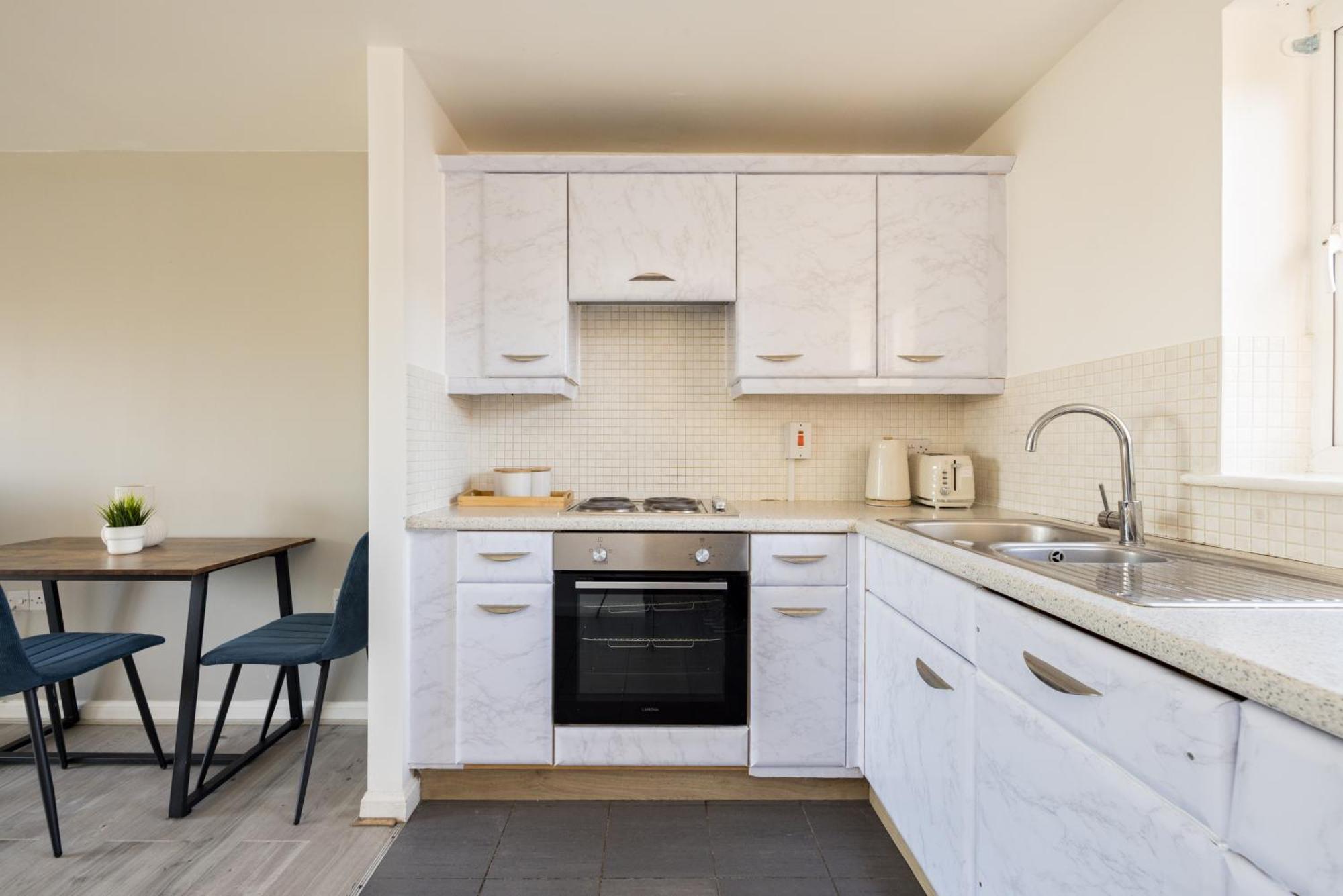 Elegant 2-bedroom Flat In The Heart Of Wembley * London