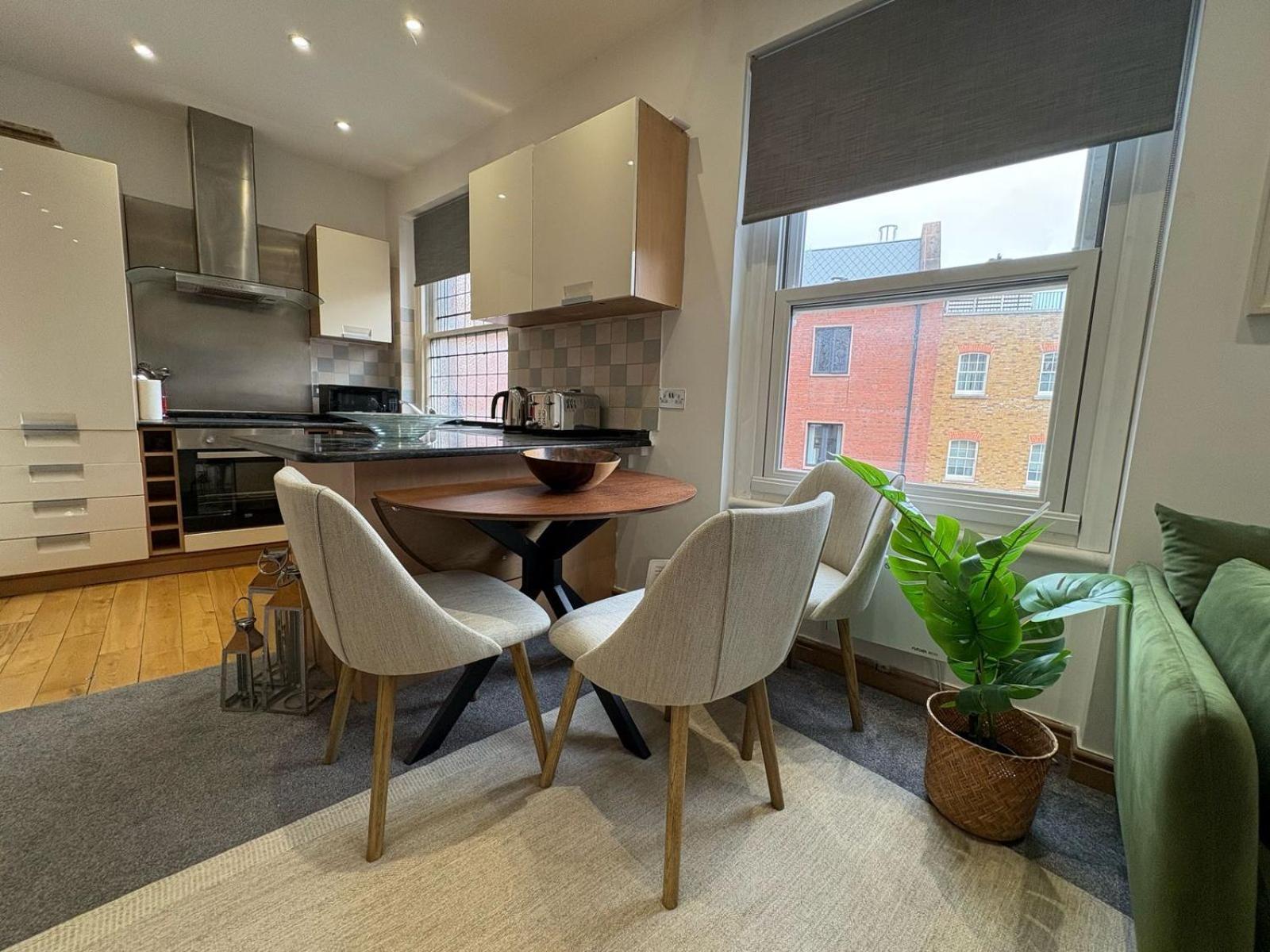 Apartment Estatesmen Mount Street Mayfair Flat