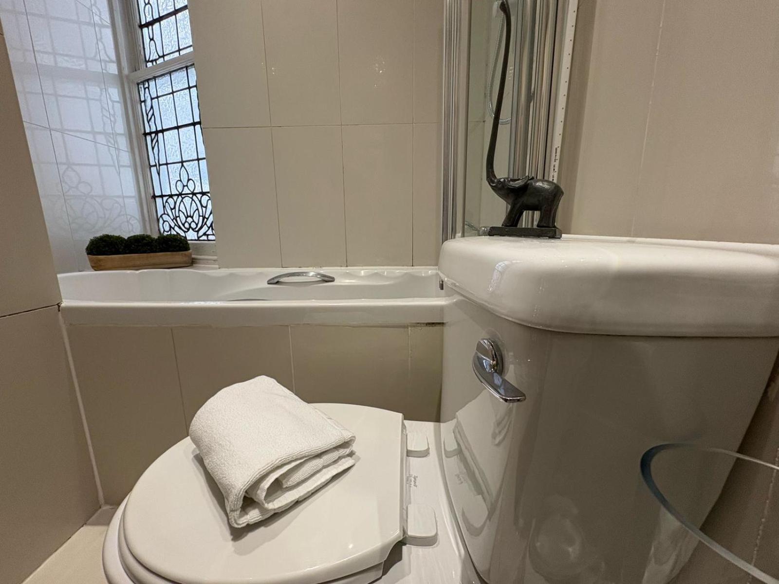 Apartment Estatesmen Mount Street Mayfair Flat
