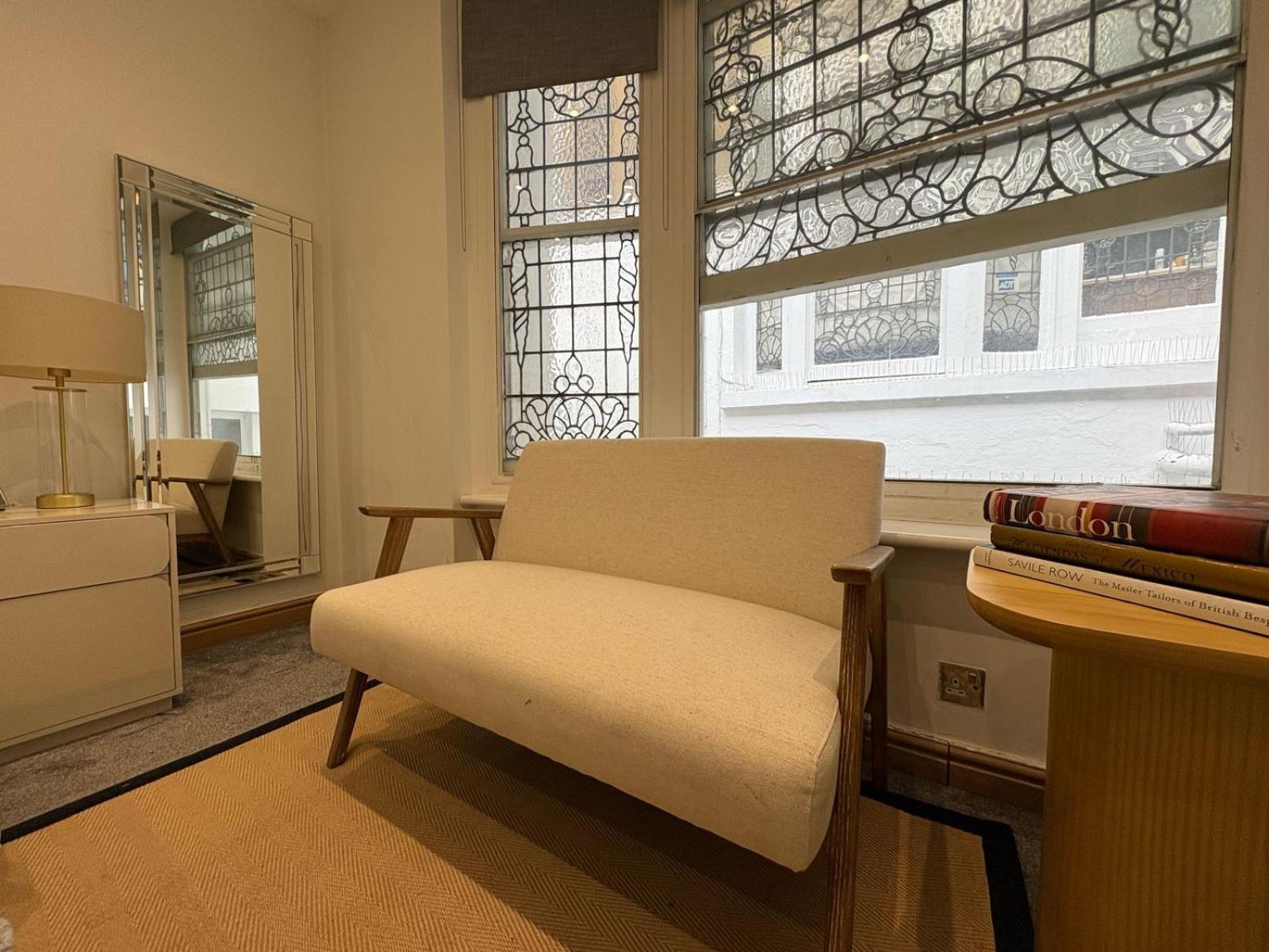 Estatesmen Mount Street Mayfair Flat Apartment London