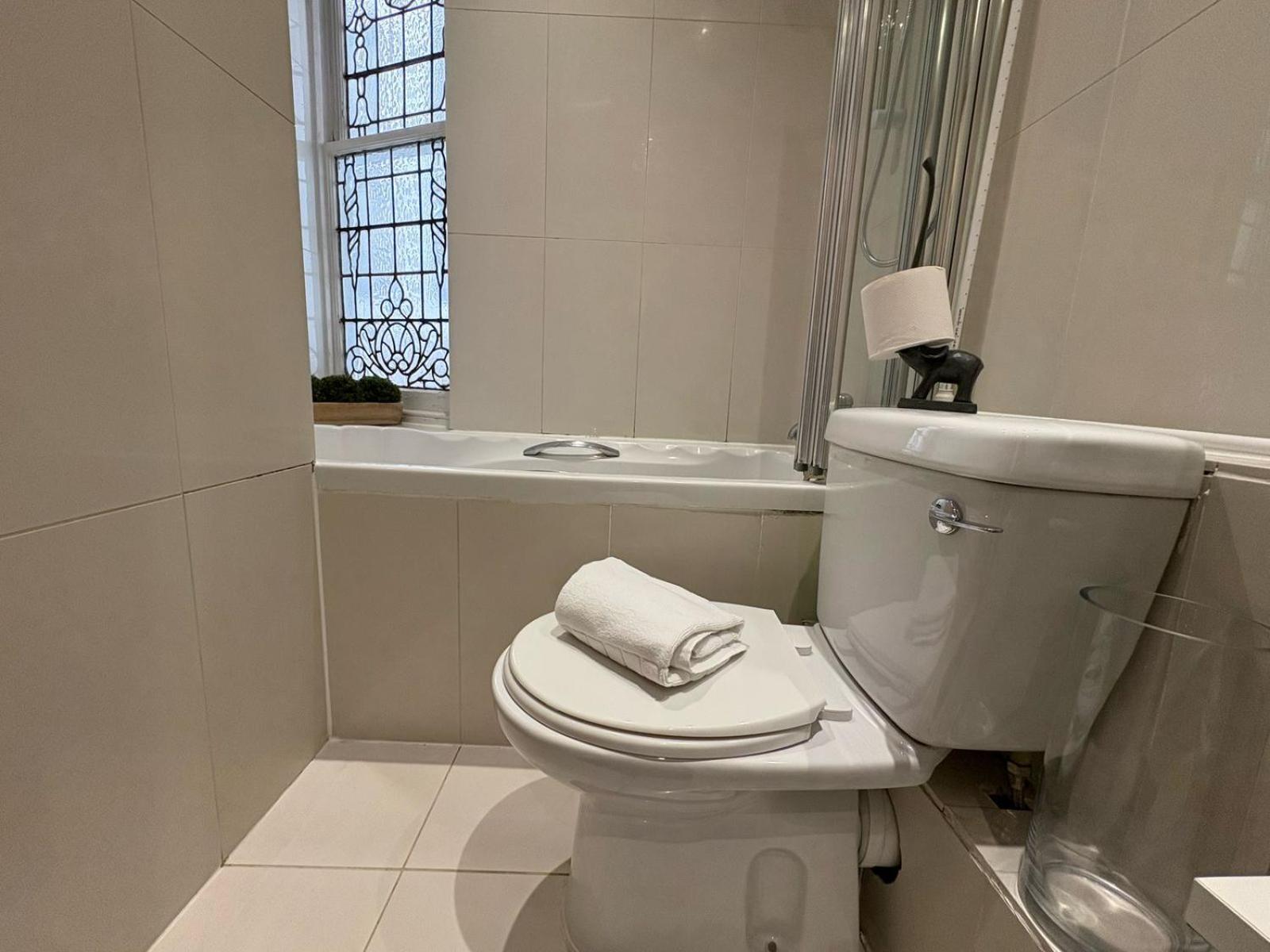 Apartment Estatesmen Mount Street Mayfair Flat London