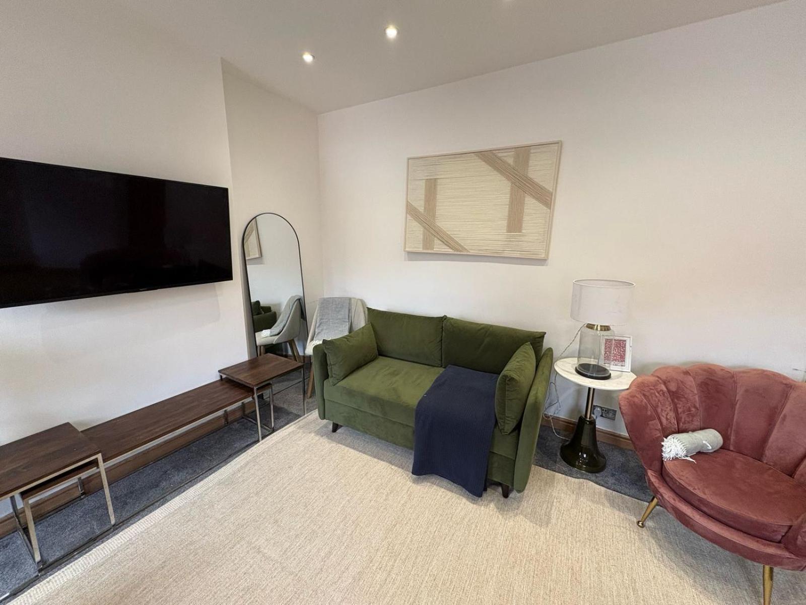 Estatesmen Mount Street Mayfair Flat *