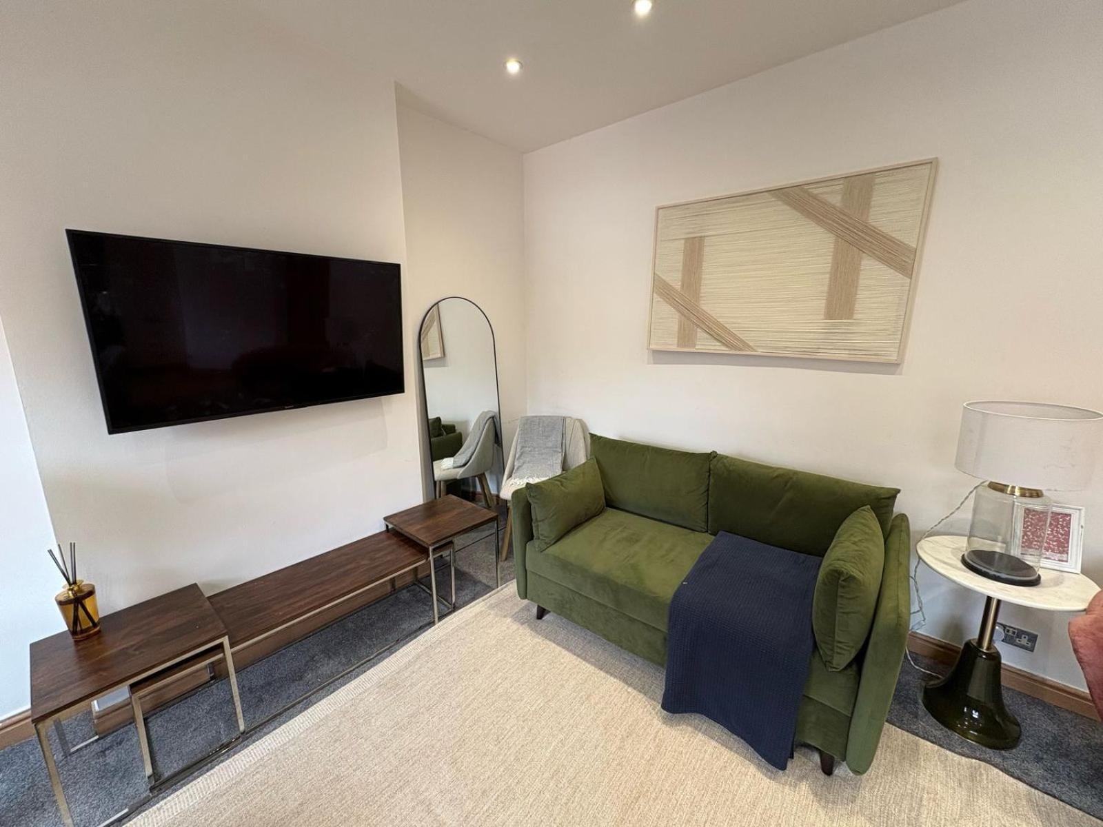 Estatesmen Mount Street Mayfair Flat * London