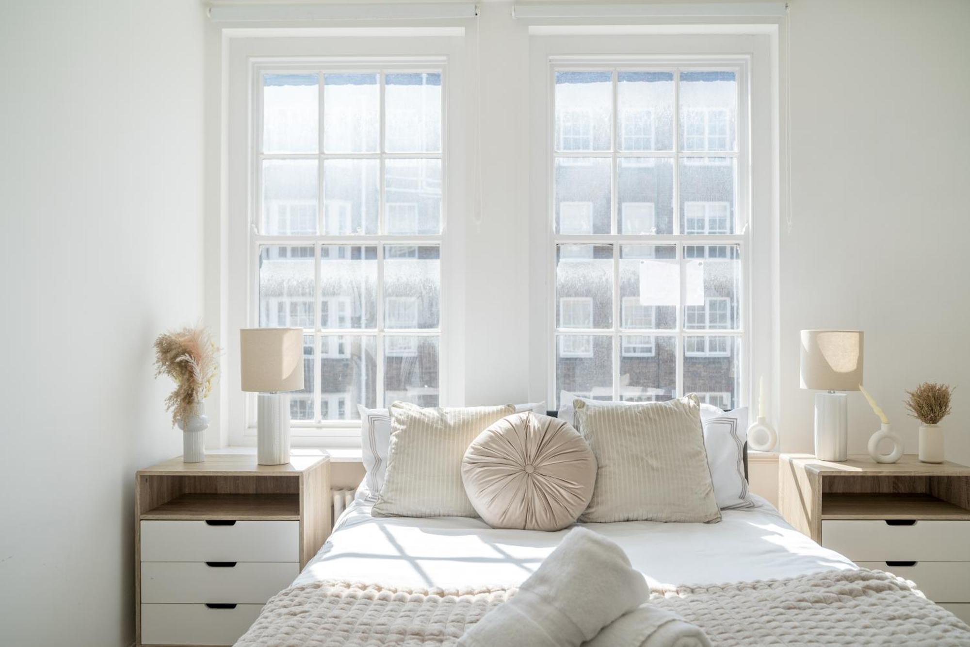 Queensway Dream, Hyde Park Apartment London