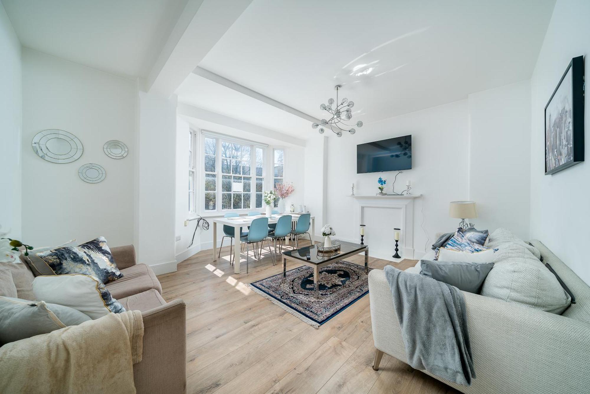 Queensway Dream, Hyde Park * London
